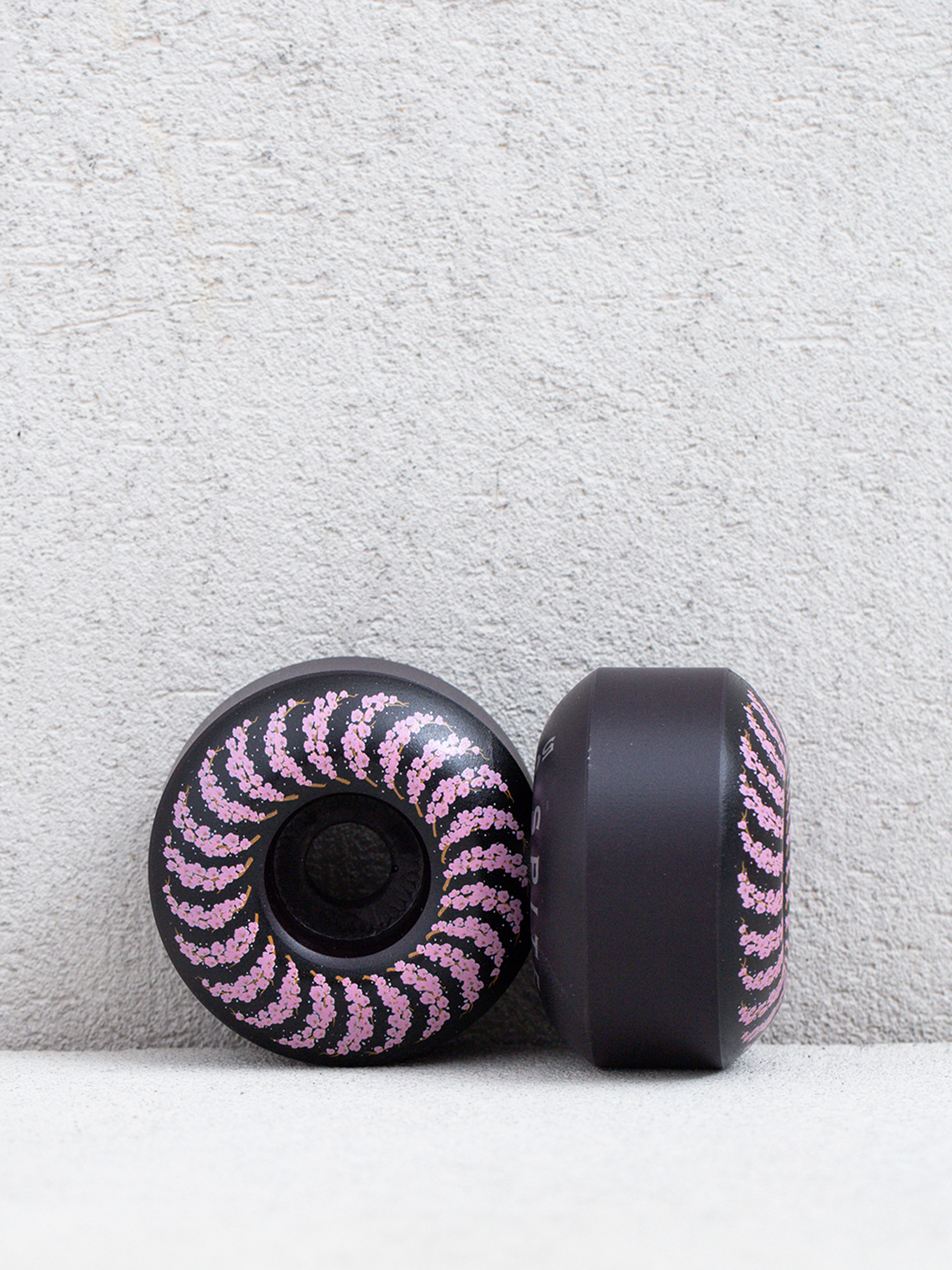 Spitfire F4 99D Yuto Cherry Blossom Classics Wheels (black)