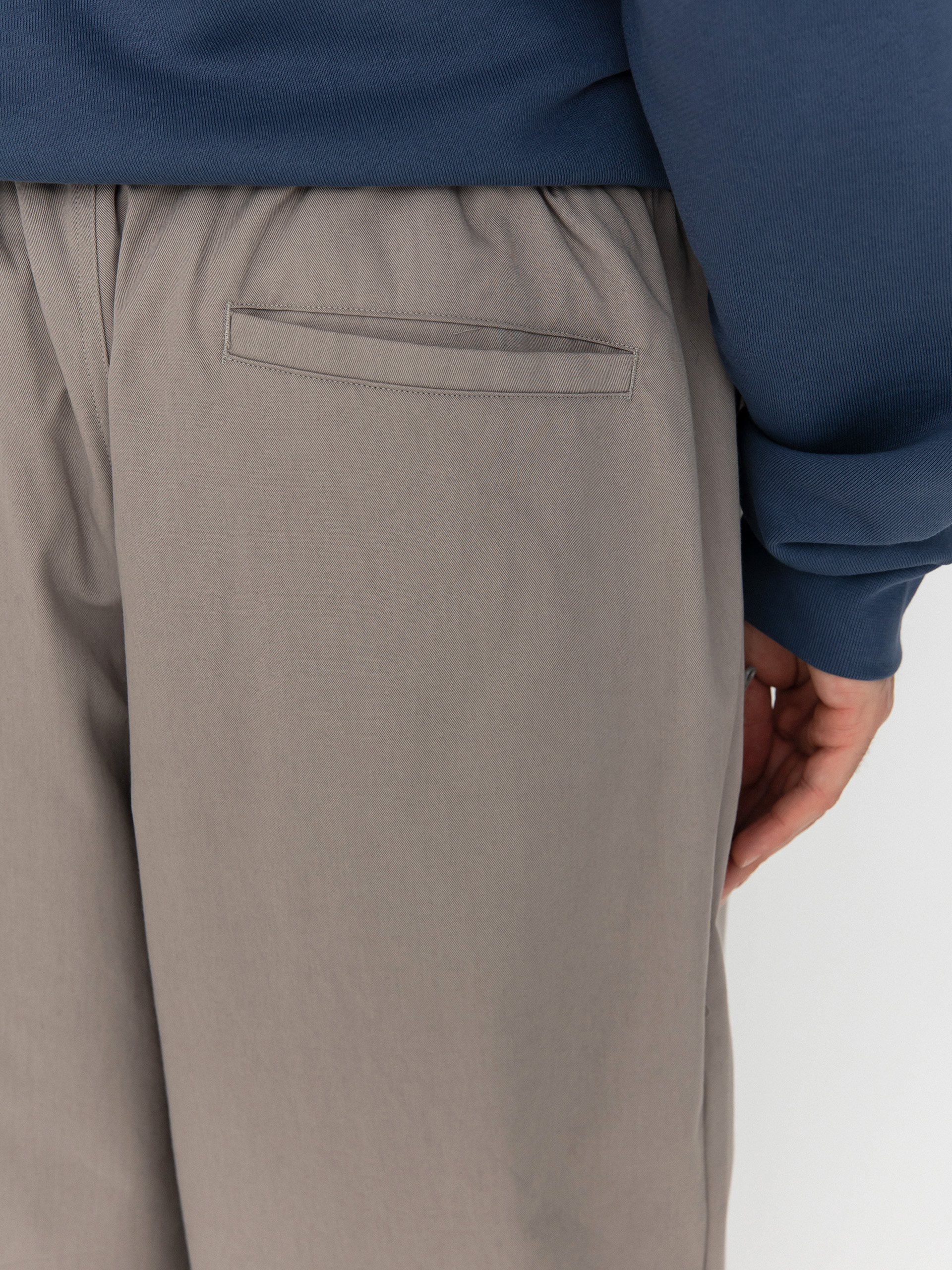 adidas Pintuck Hose (putbei)