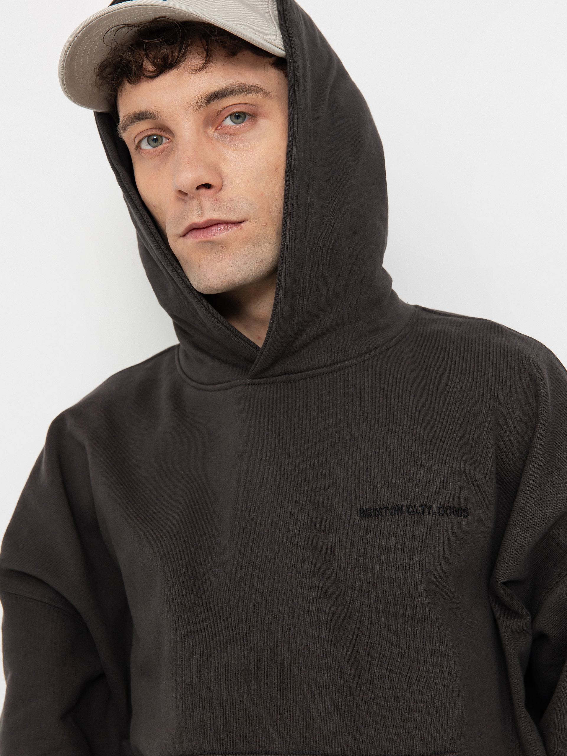 Brixton Embroidered Heavy Weight HD Hoodie (washed black)