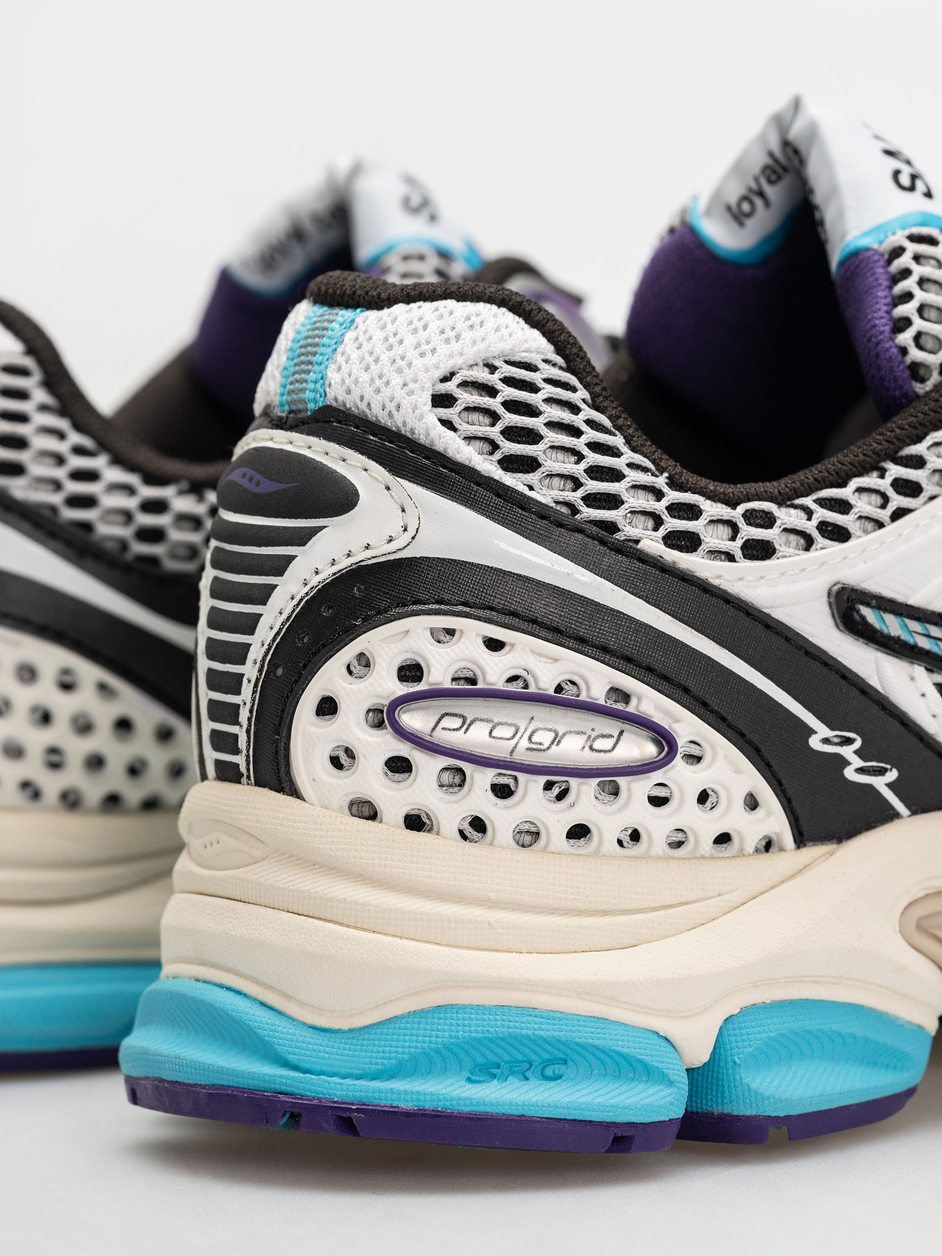 Saucony Schuhe Progrid Triumph 4 (white/blue)