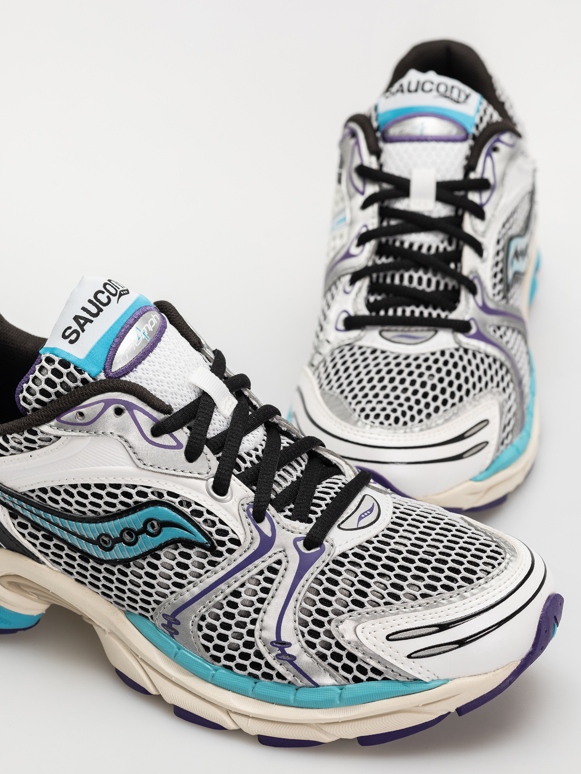 Saucony Schuhe Progrid Triumph 4 (white/blue)