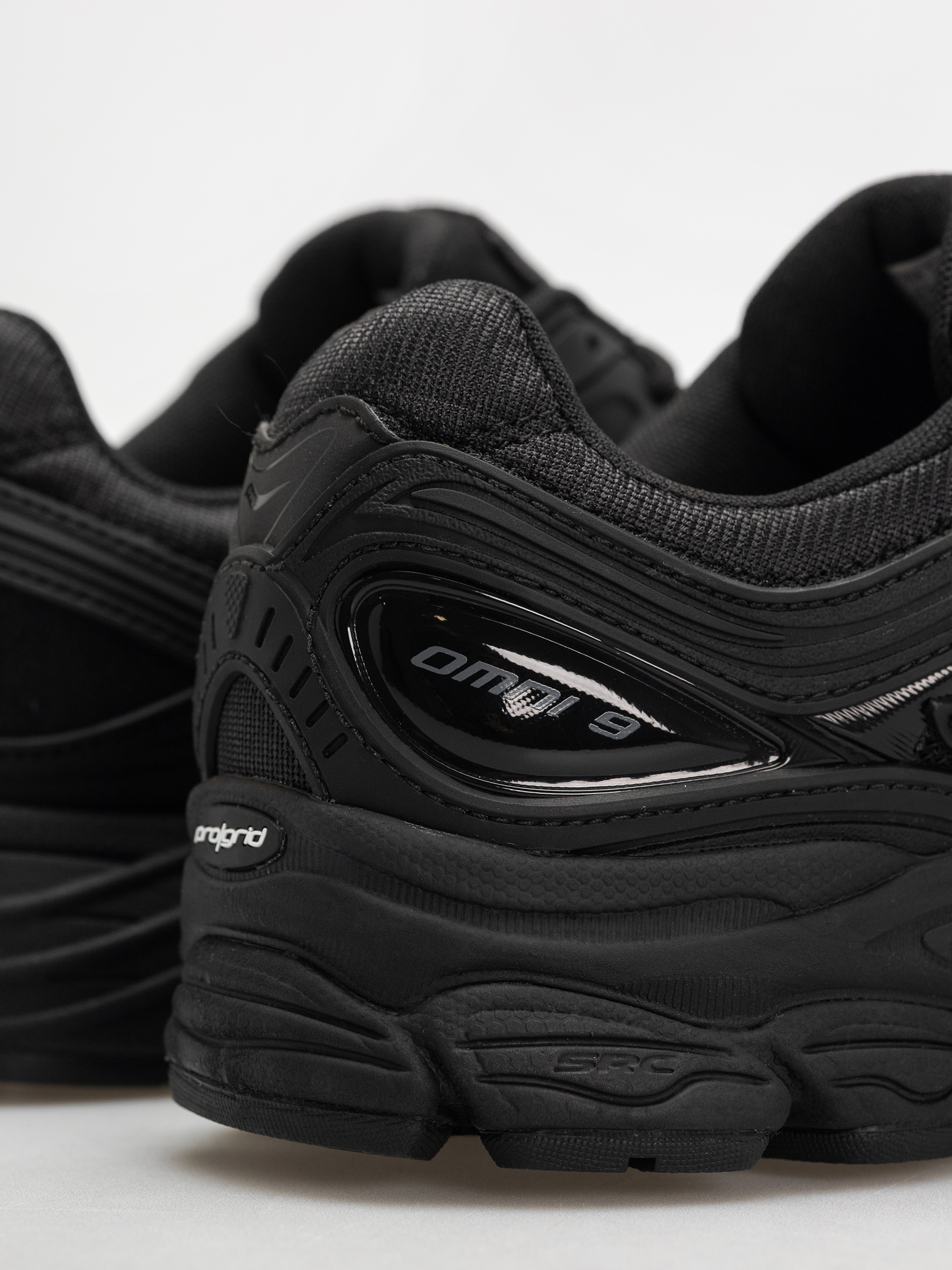 Saucony Shoes Progrid Omni 9 (black)