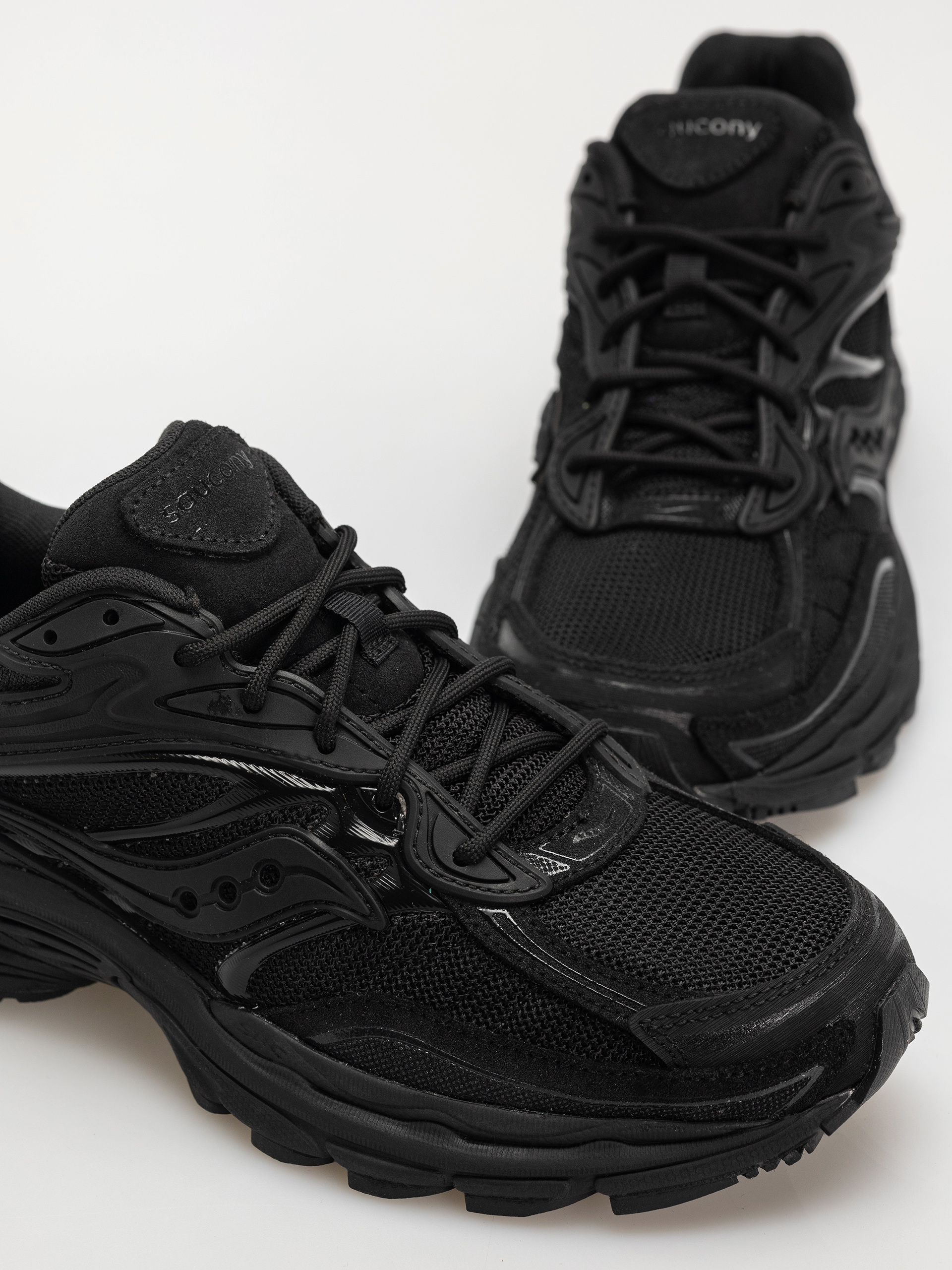 Saucony Shoes Progrid Omni 9 (black)