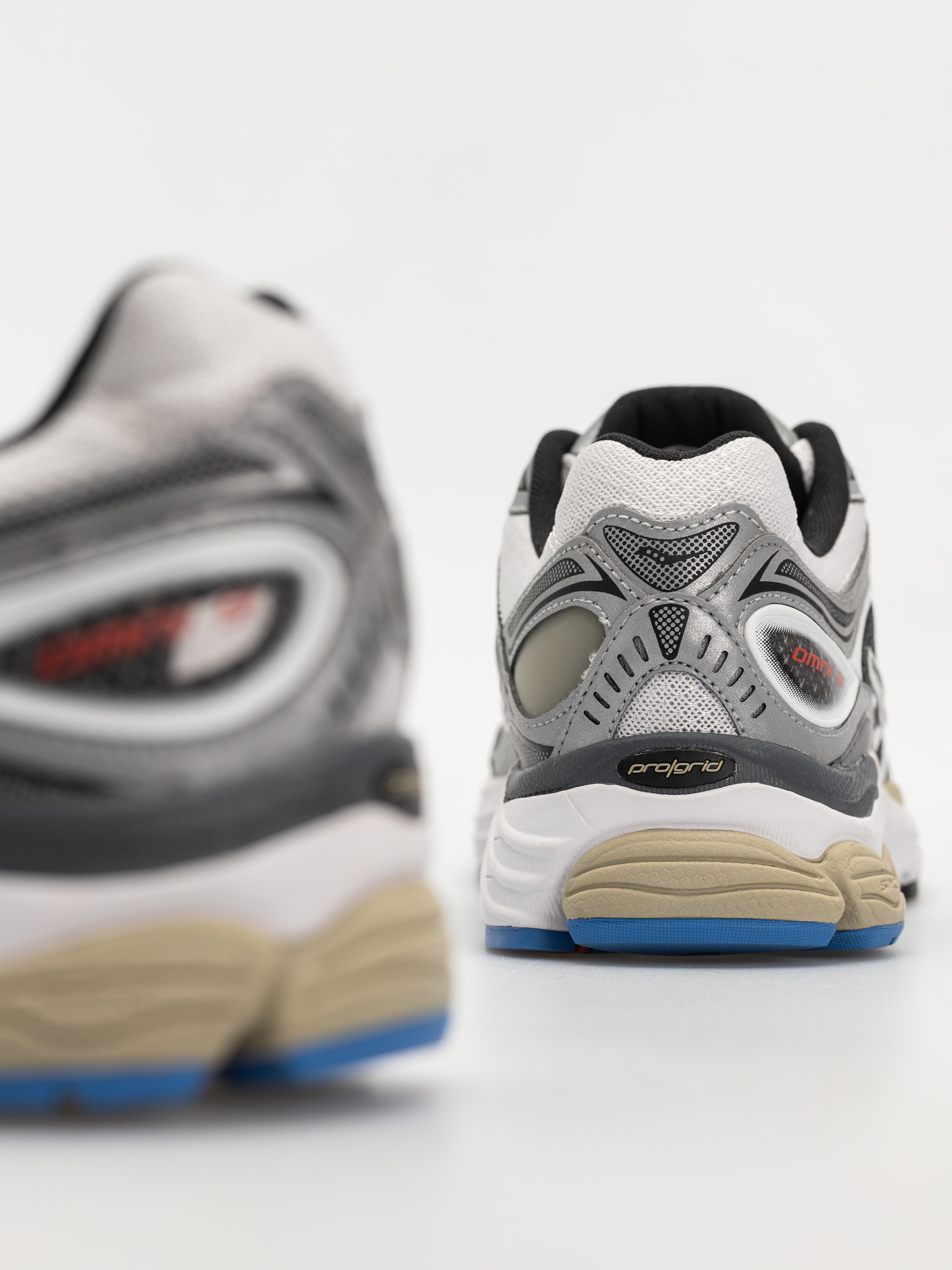 Saucony Schuhe Progrid Omni 9 (grey/silver)