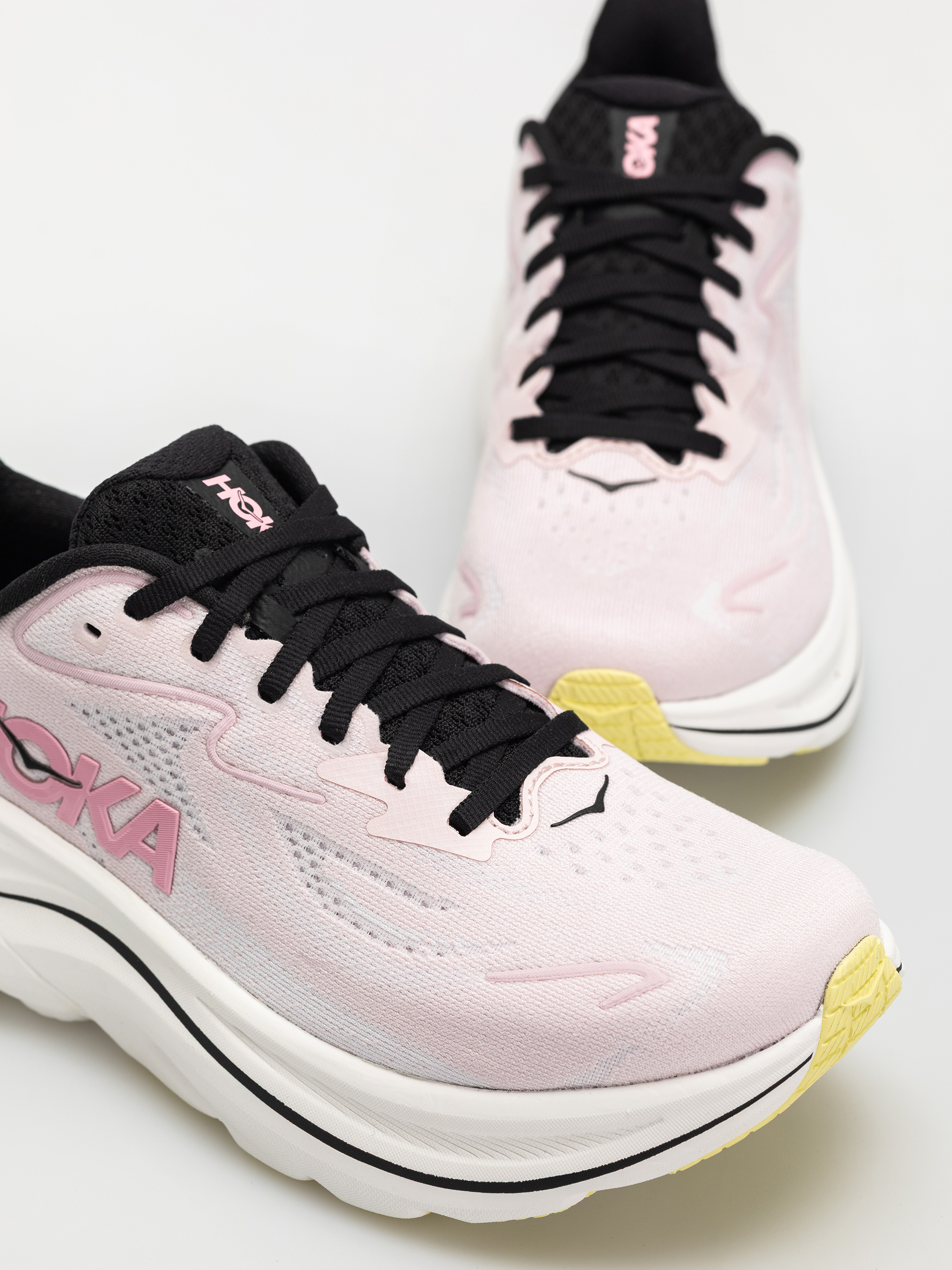 Hoka Clifton 10 Wmn Shoes (carnation/starlight glow)