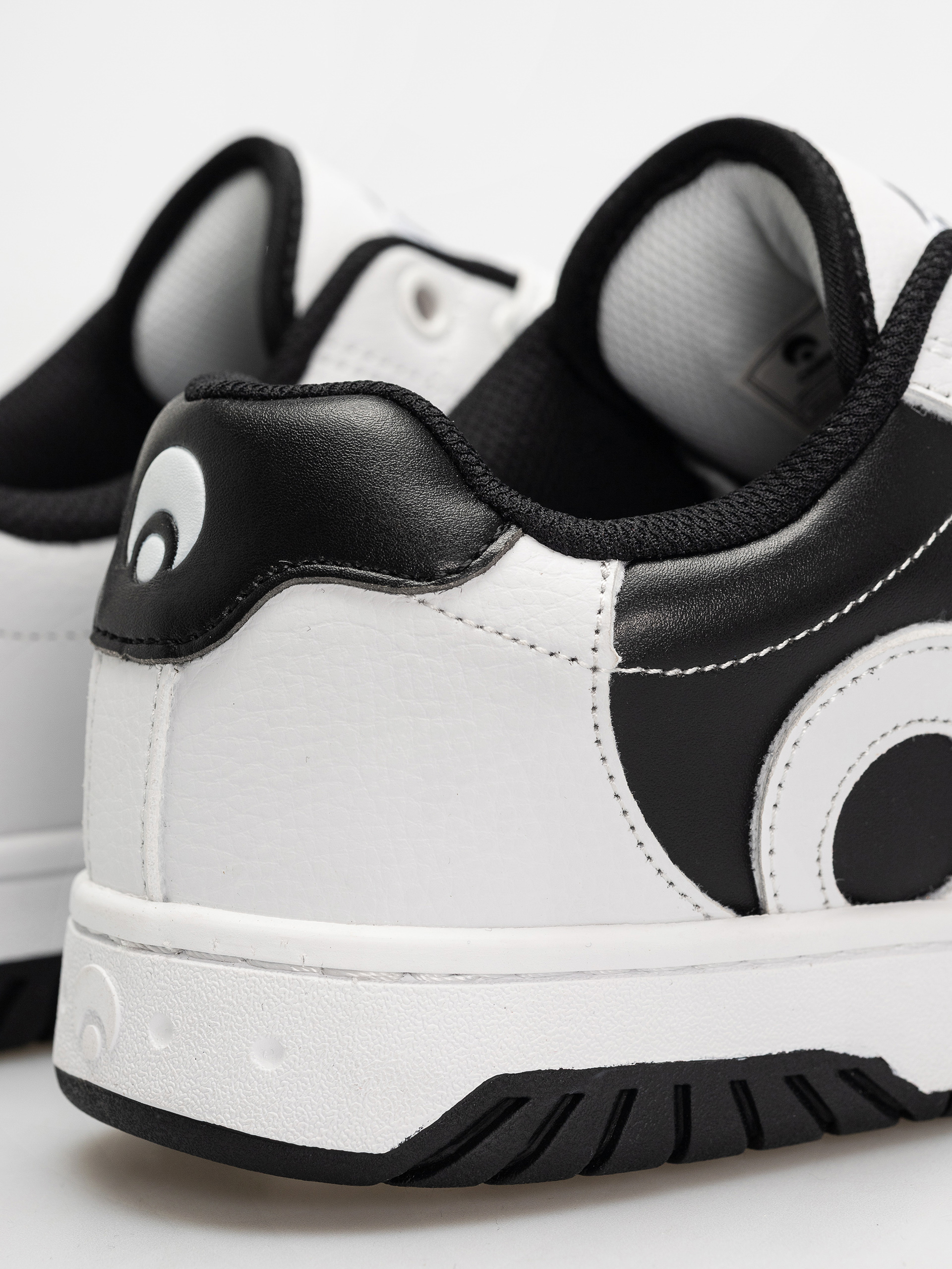 Osiris Troma Alt Shoes (white/white/black)