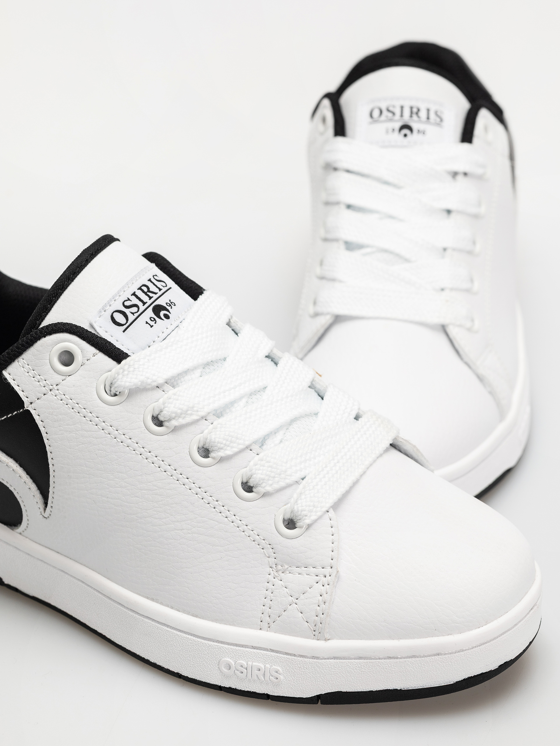 Osiris Troma Alt Shoes (white/white/black)