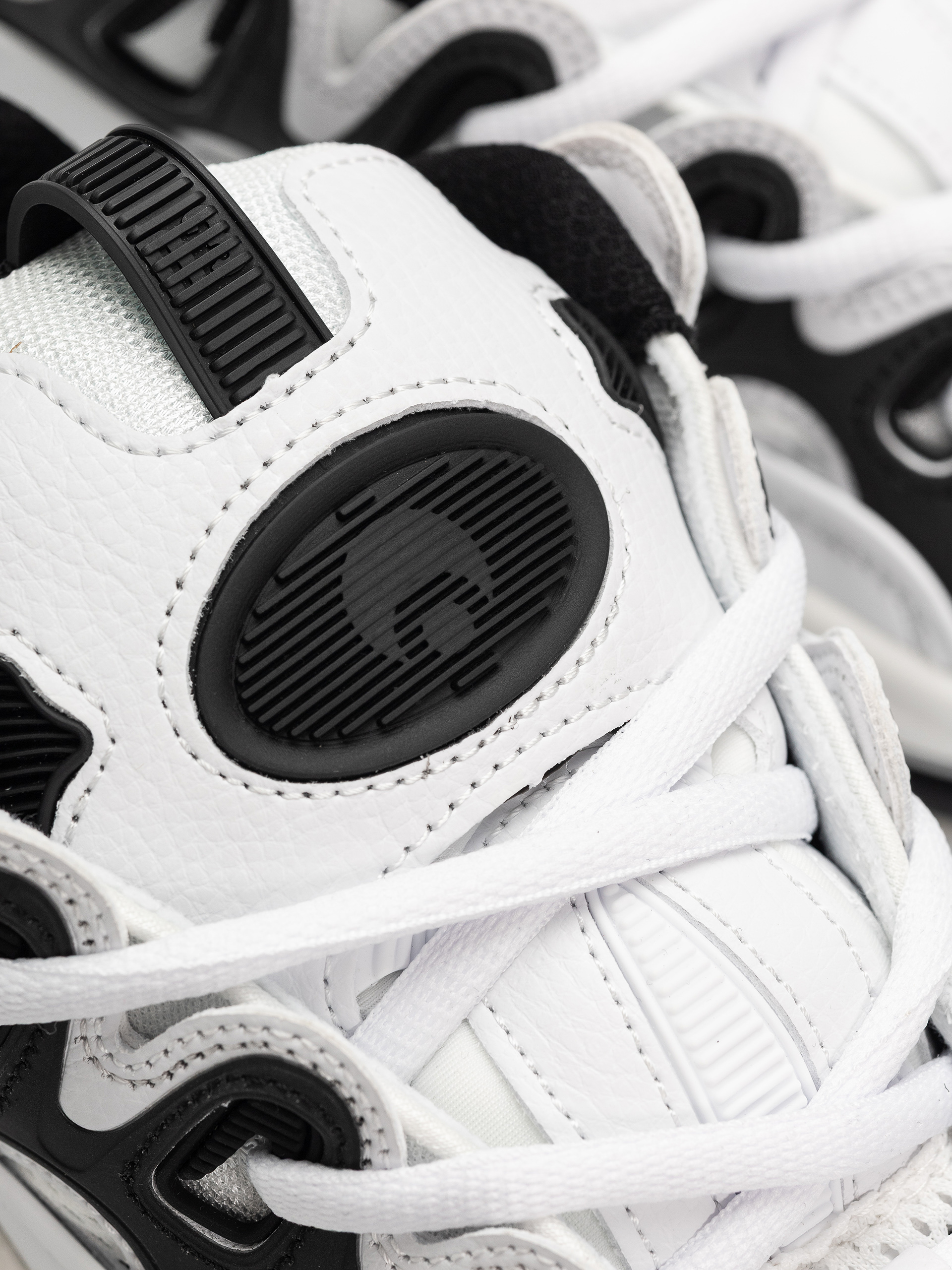 Osiris D3 2001 Shoes (white/white/black)