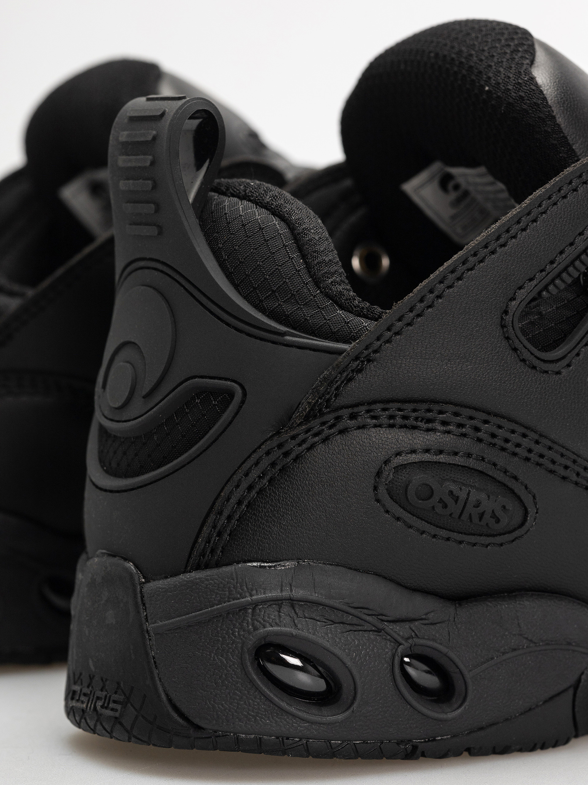 Osiris D3 E Schuhe (black/black/black)