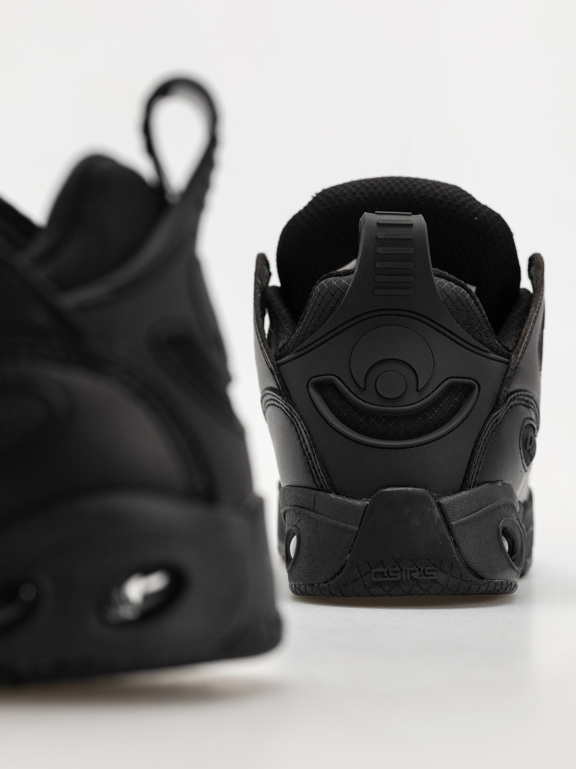 Osiris D3 E Schuhe (black/black/black)