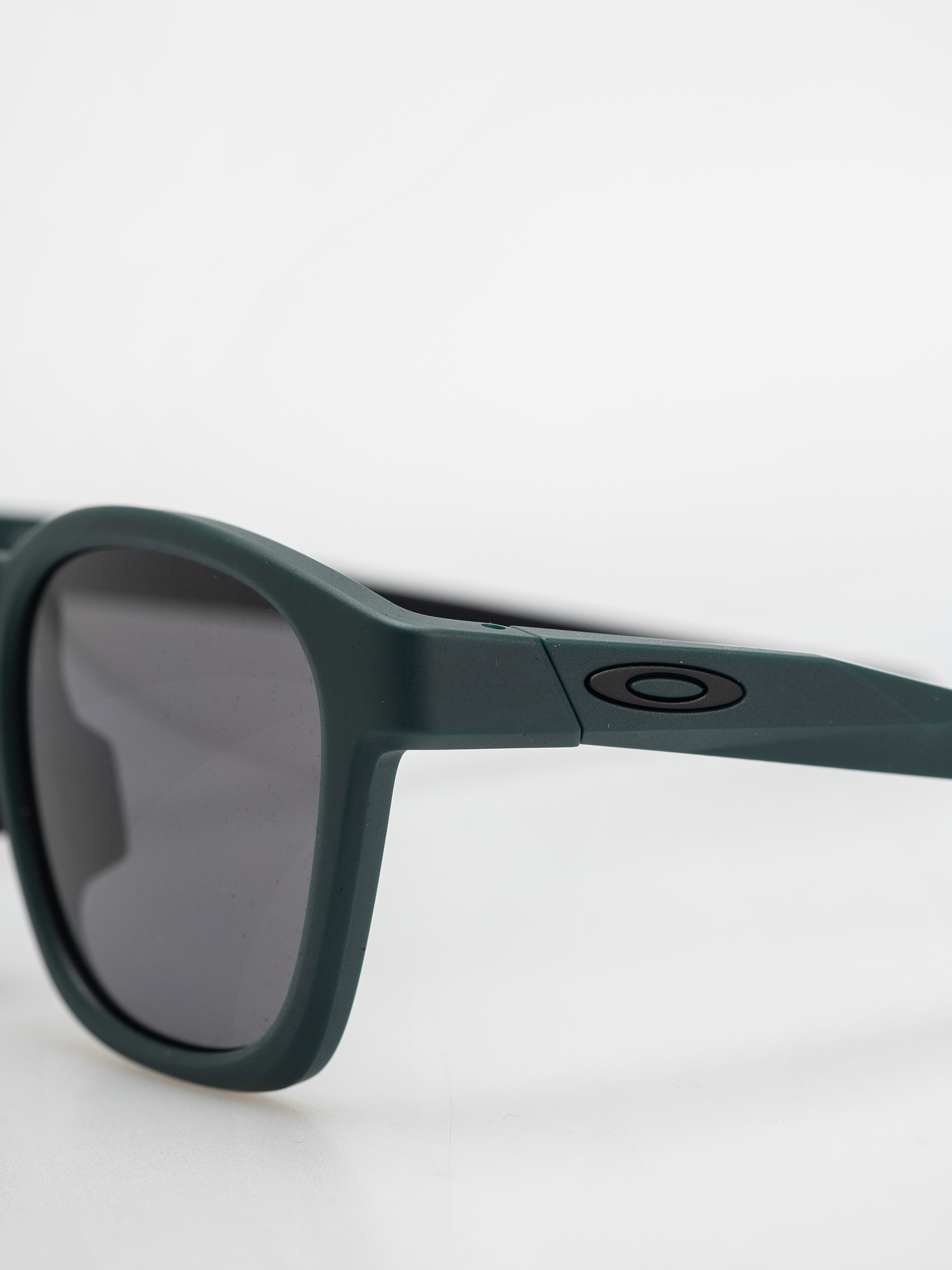 Oakley Shackle Sunglasses (mt hunter green/prizm grey)