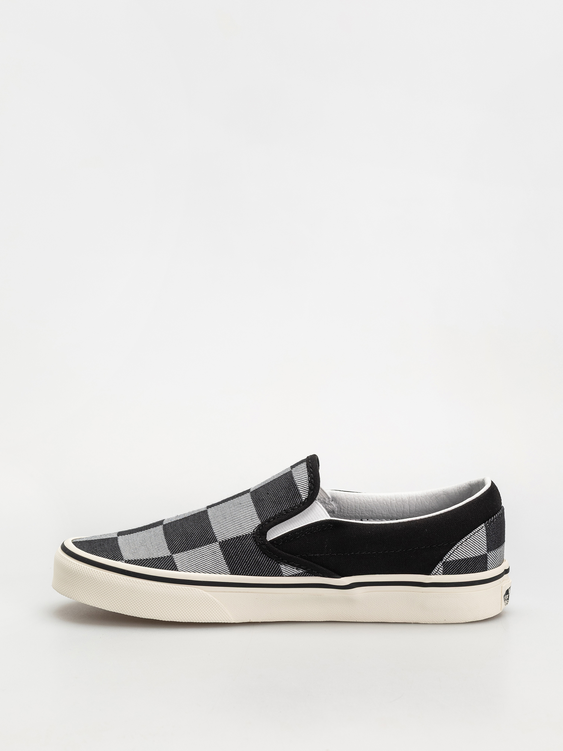 Vans Classic Slip On Shoes (mono checkerboard black)