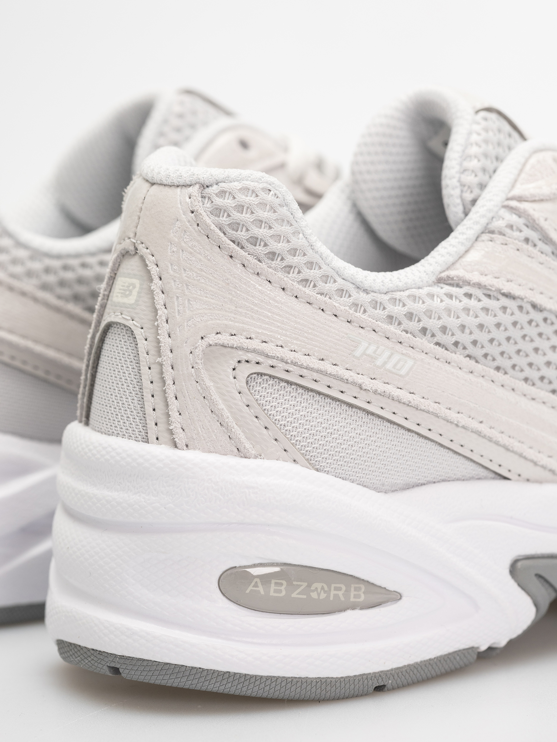 New Balance 740 Shoes (grey)