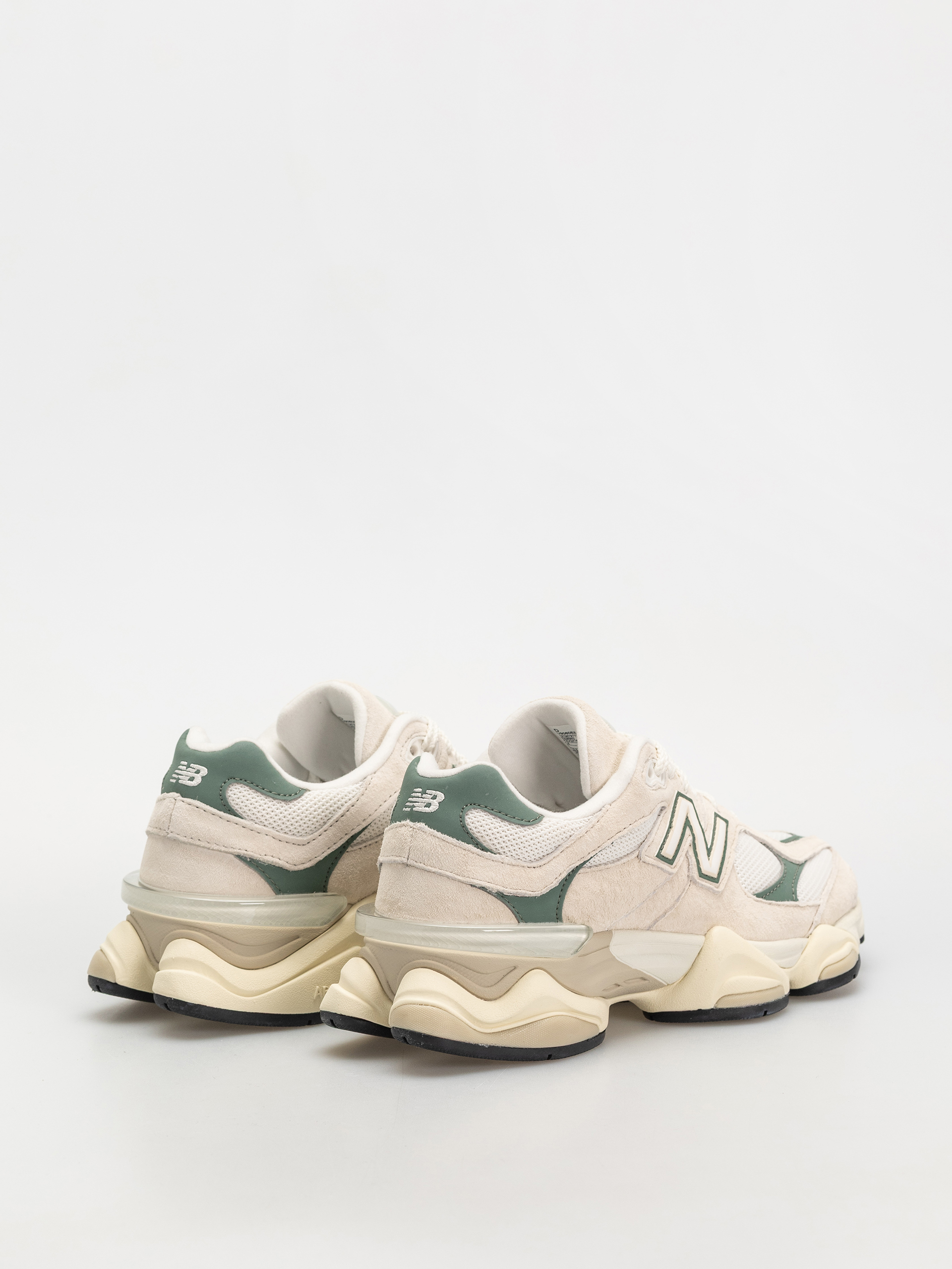 New Balance 9060 Shoes (linen)