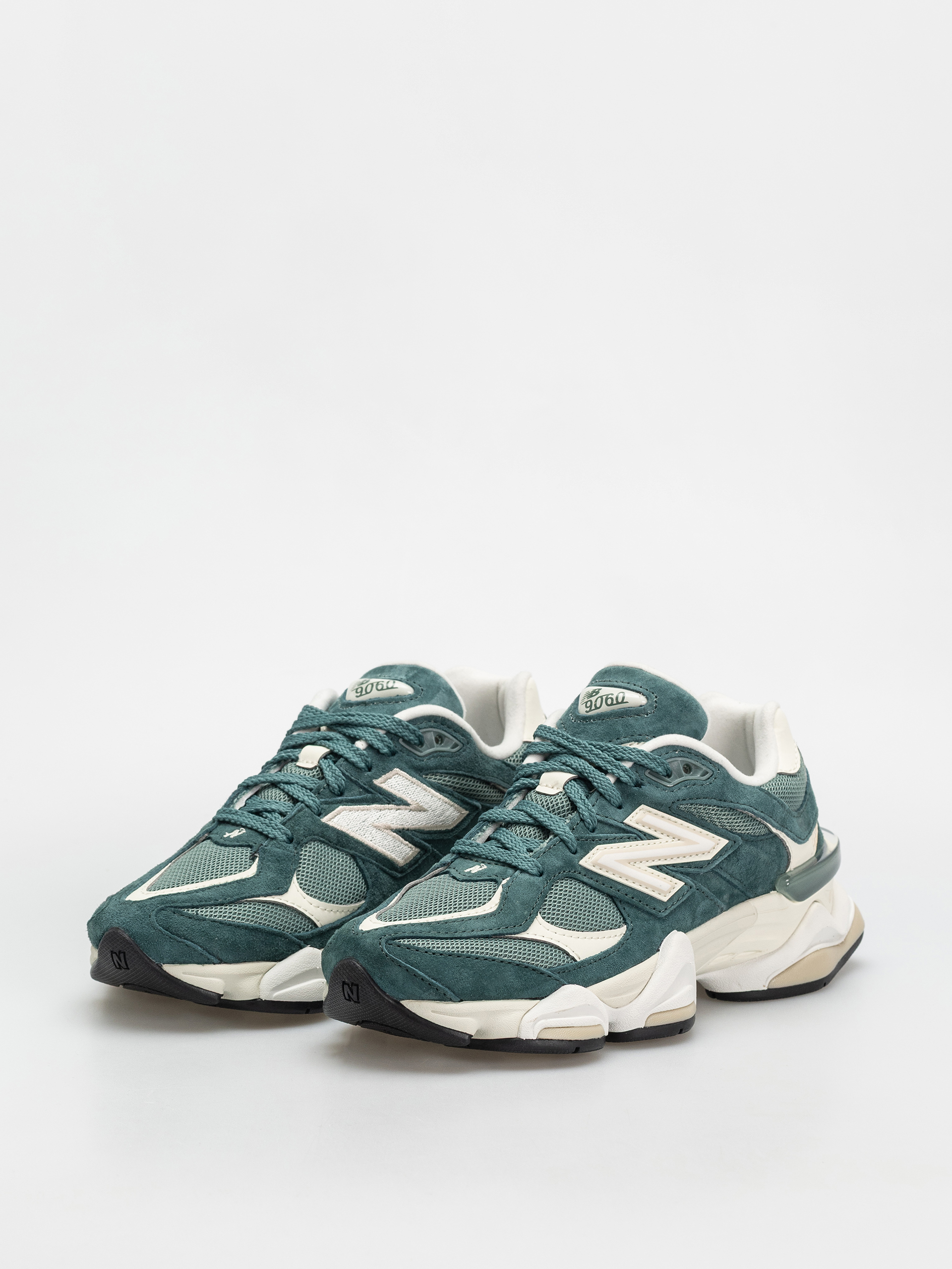 New Balance 9060 Shoes (new spruce)