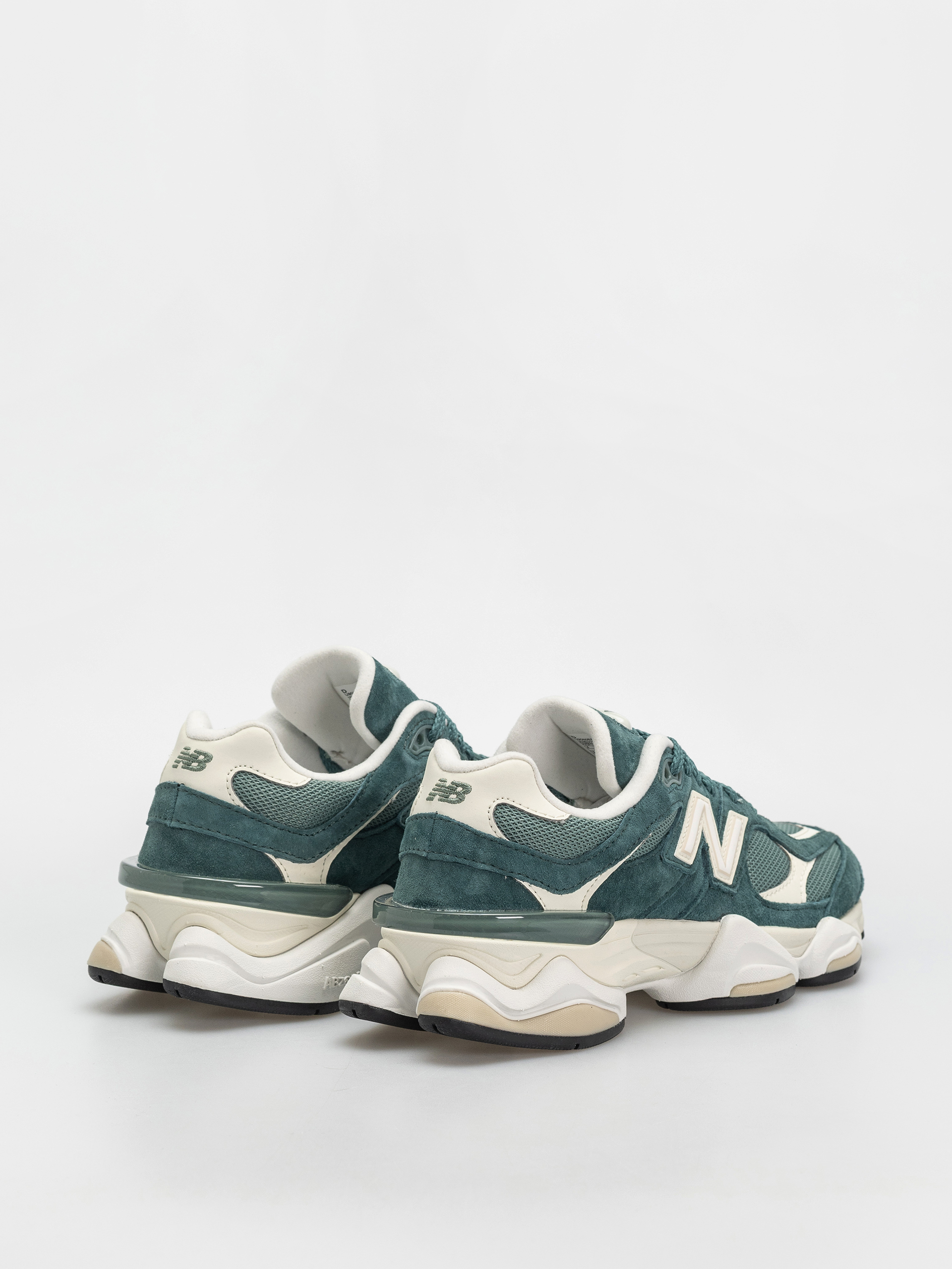 New Balance 9060 Shoes (new spruce)
