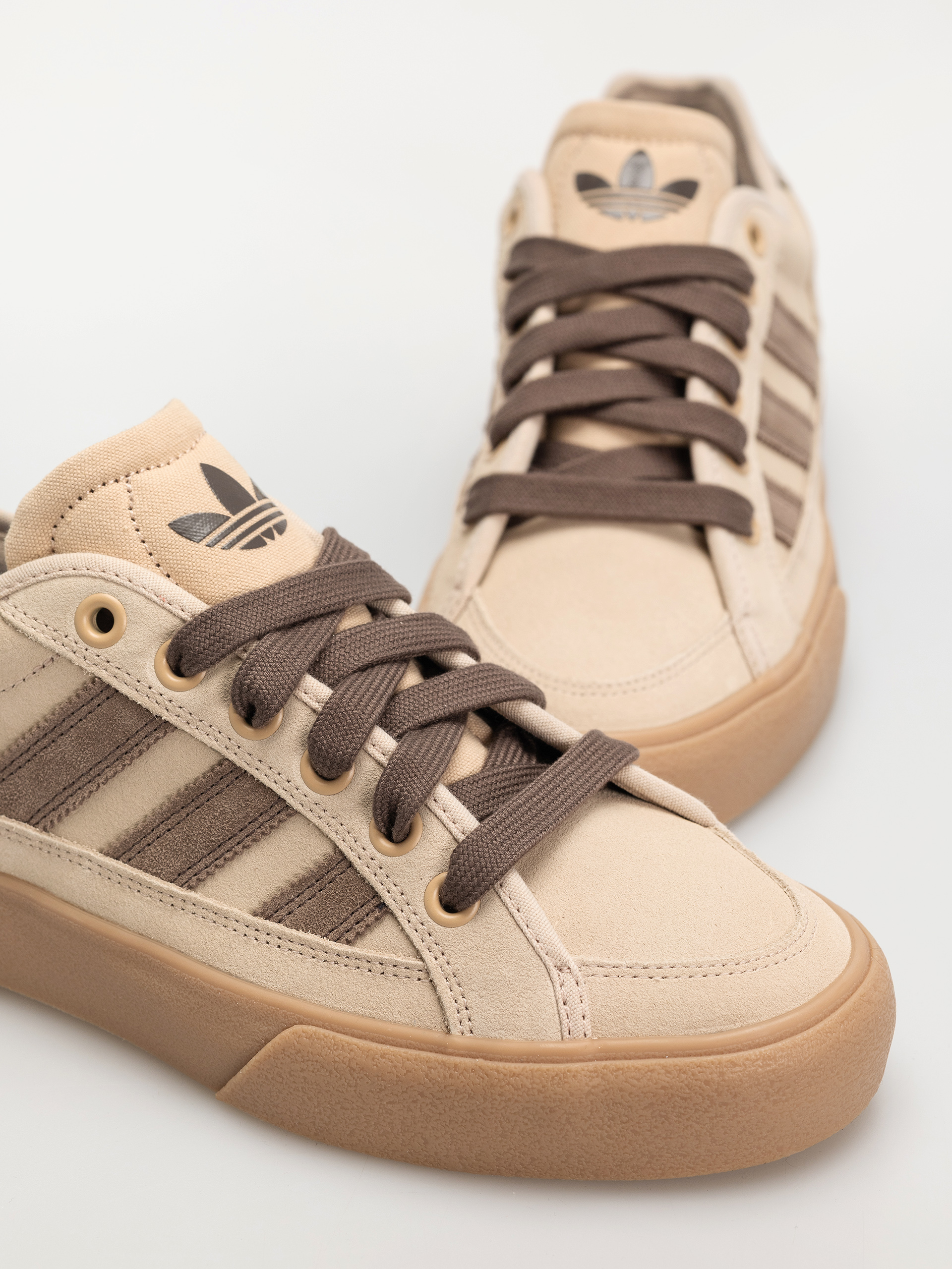 adidas Court Tns Premiere Schuhe (magbei/earstr/gum4)