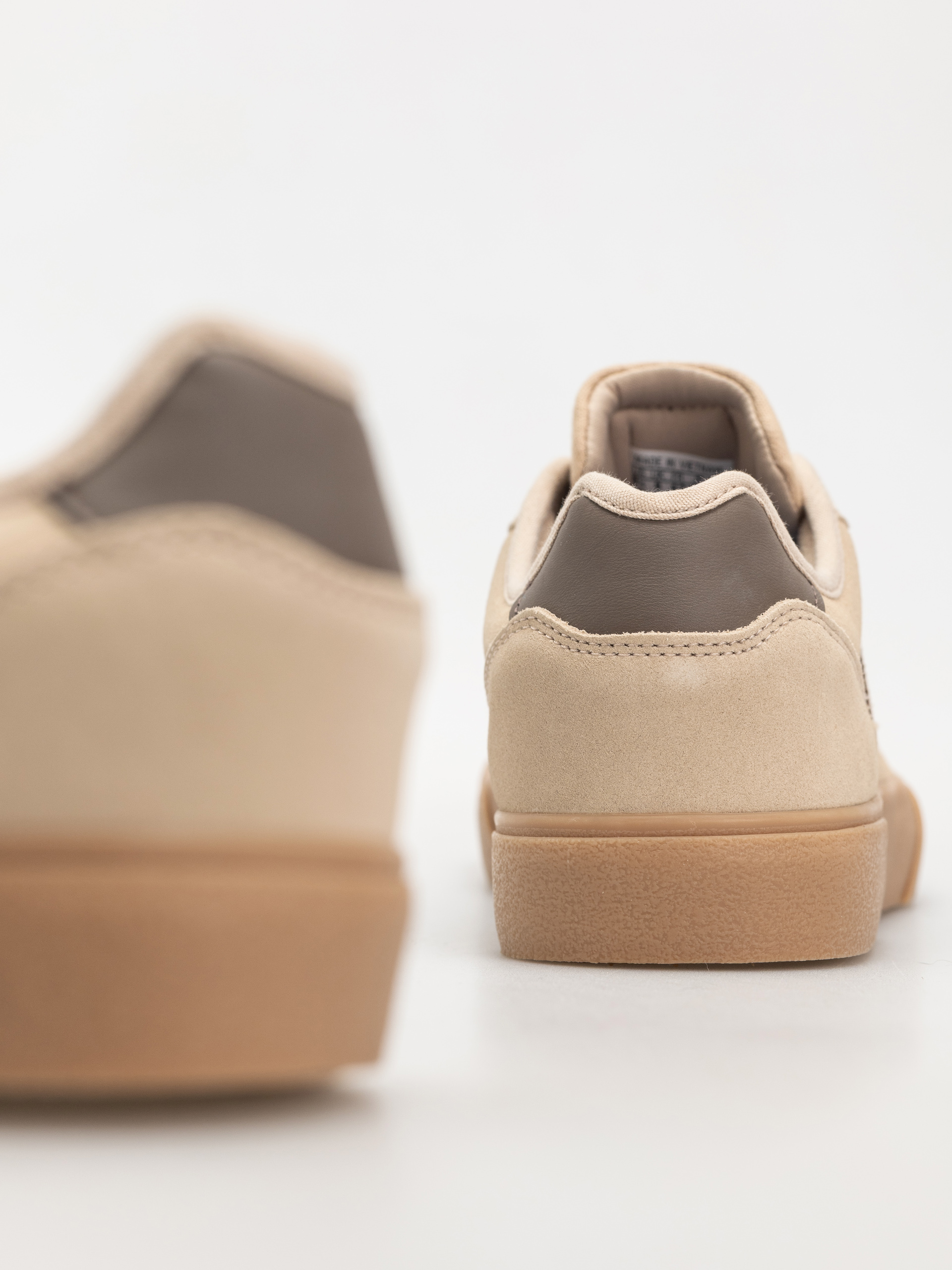 adidas Court Tns Premiere Shoes (magbei/earstr/gum4)