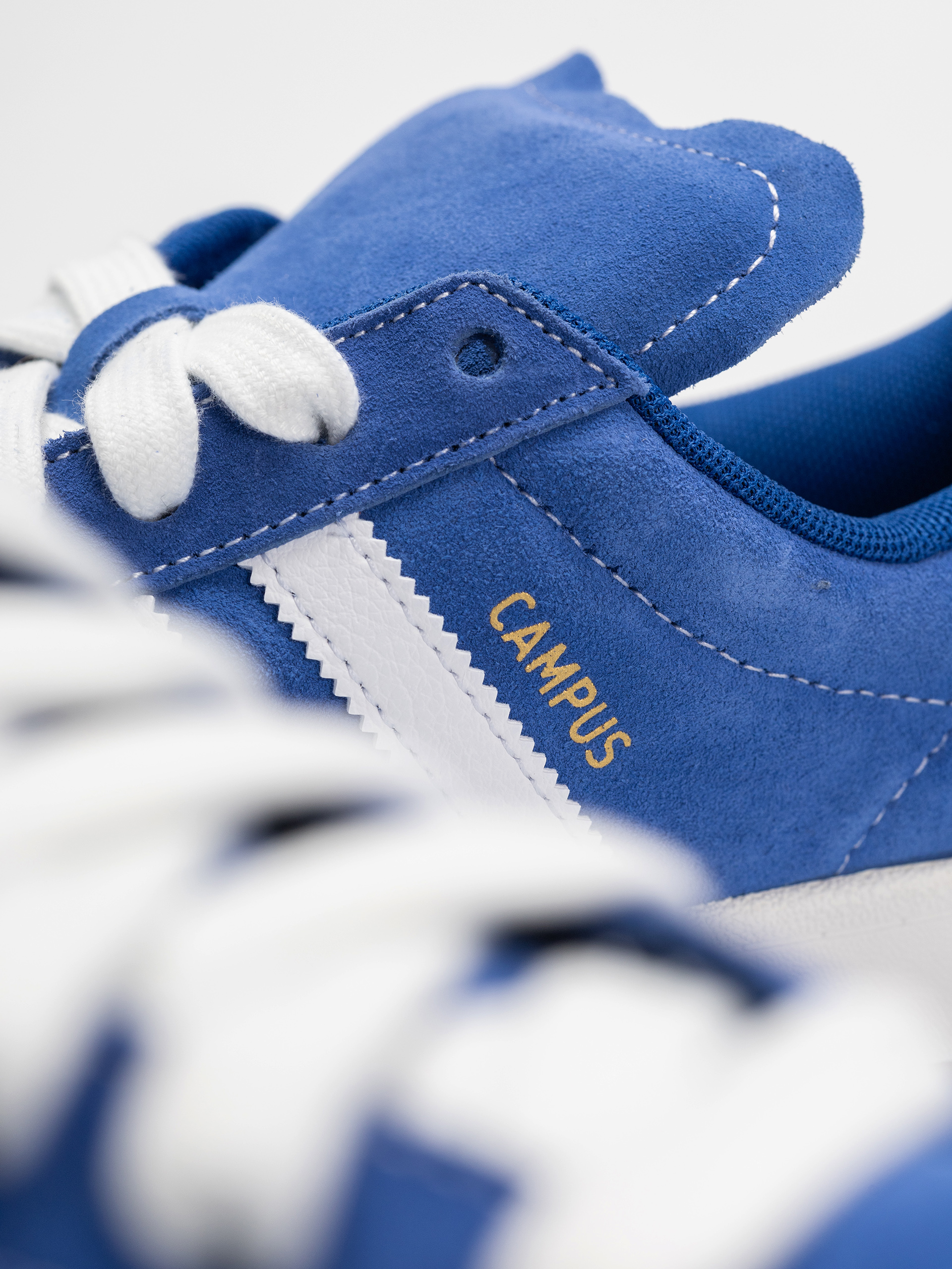 adidas Campus Adv Schuhe (royblu/ftwwht/goldmt)