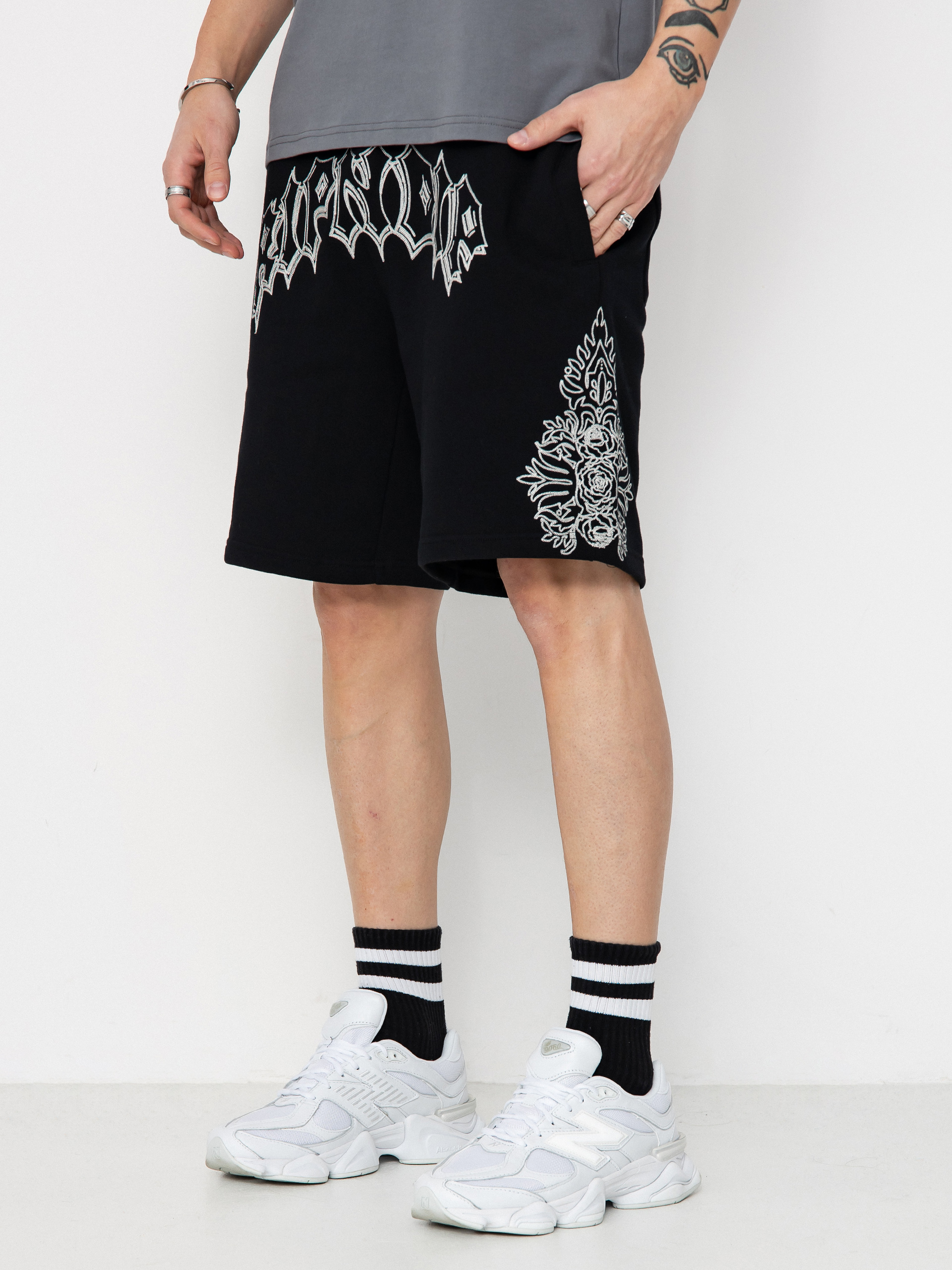 RipNDip Shorts Mother Nerm (black)