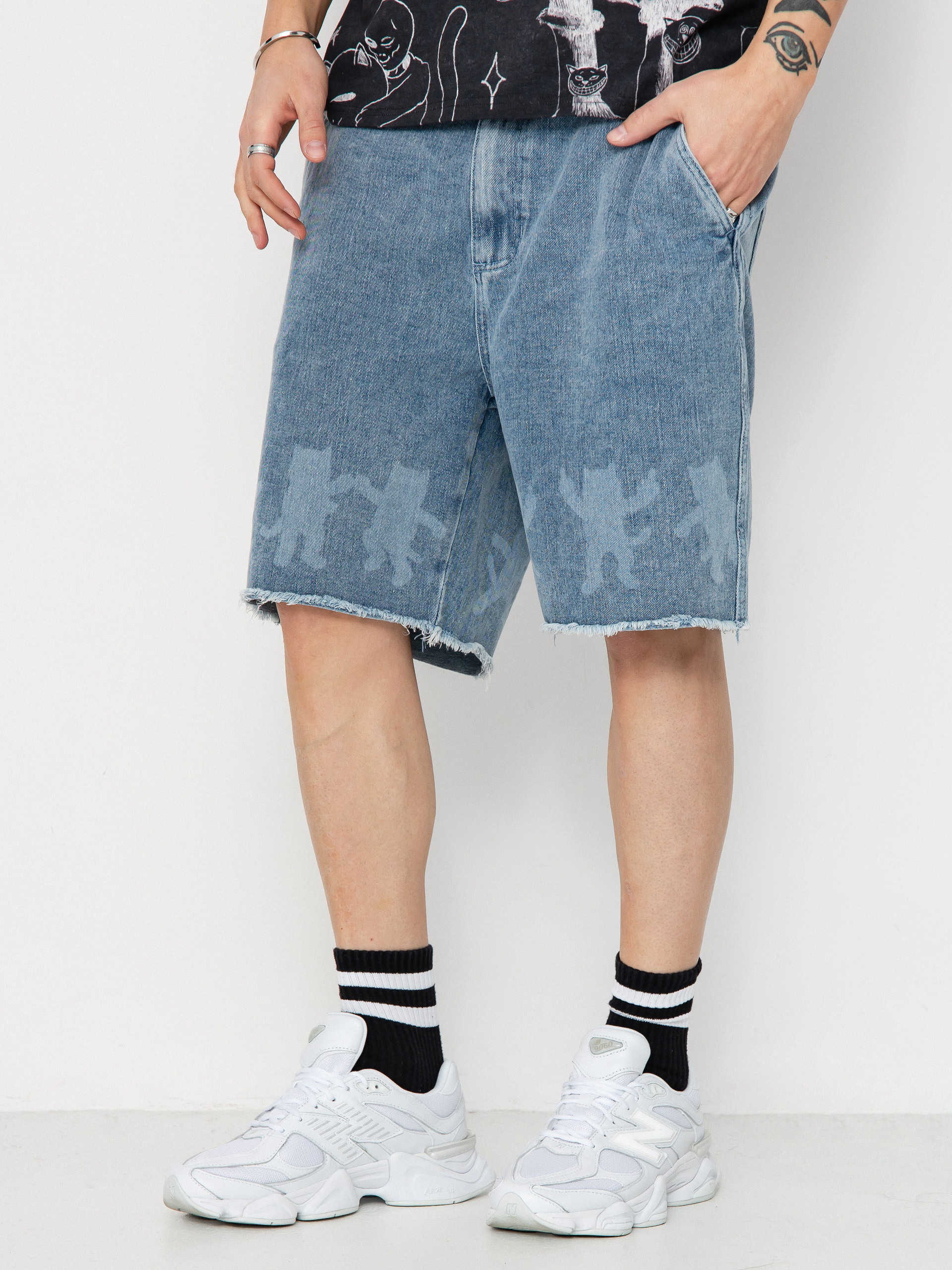RipNDip Shorts Cosmic Nerm (medium wash)