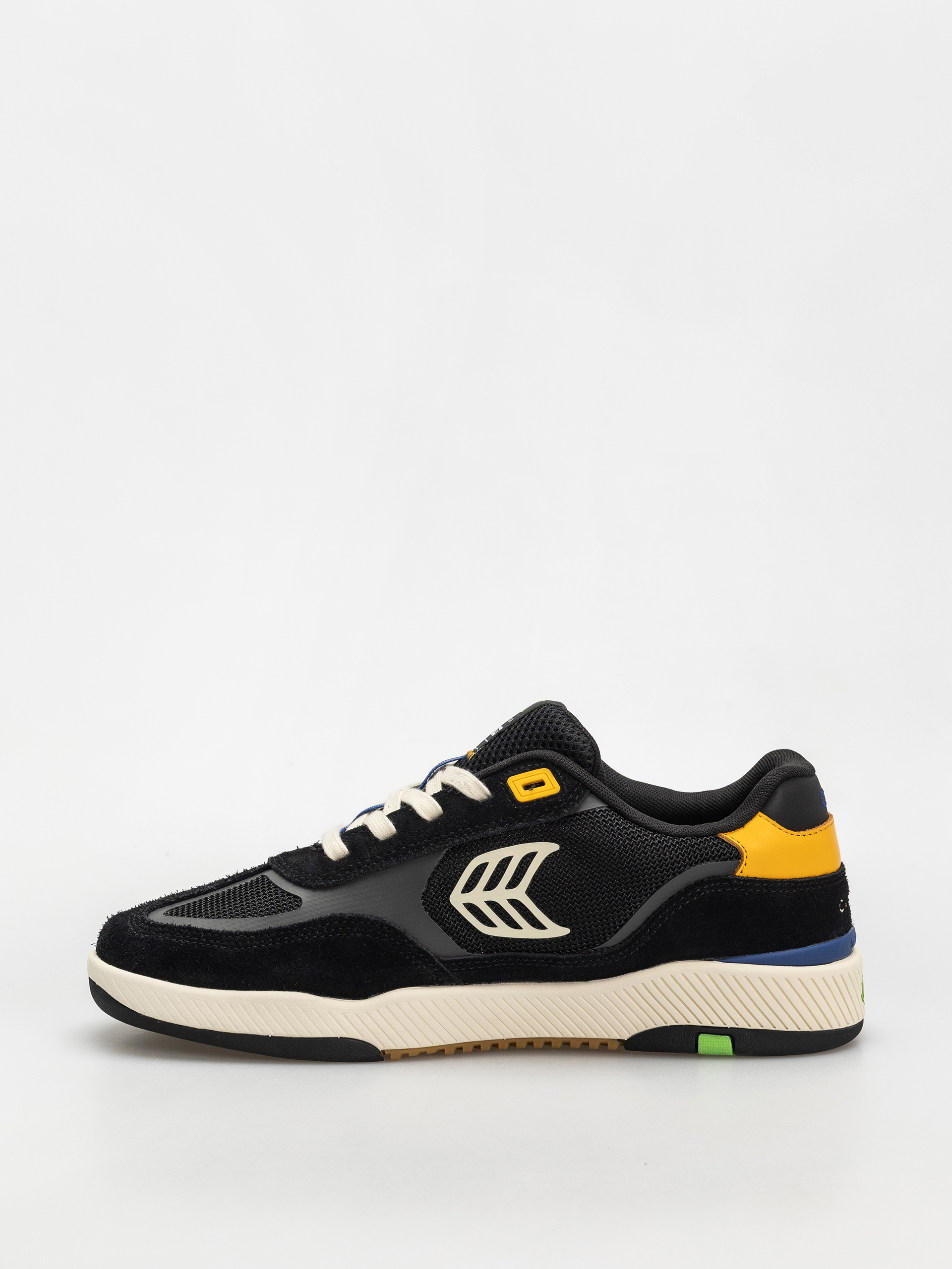 Cariuma Skategoat C25 Pro Shoes (black suede and mesh ivory logo yellow)