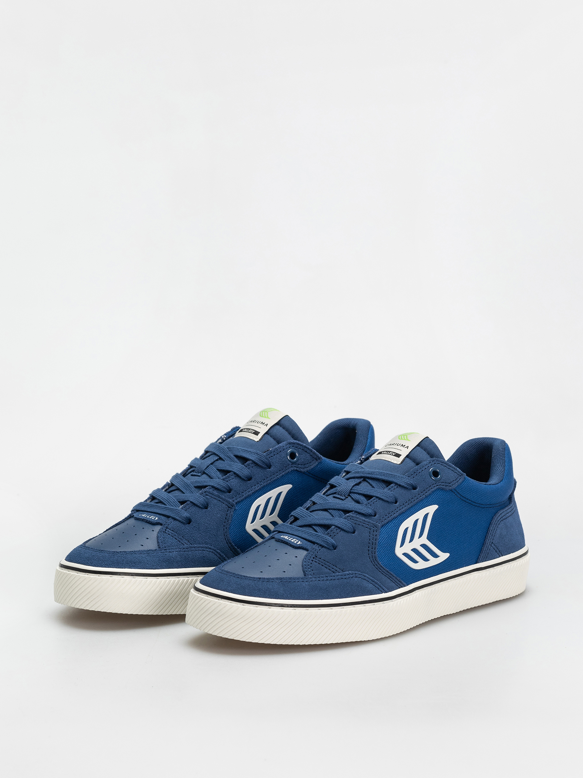 Cariuma Vallely Pro Schuhe (mystery blue suede and cordura off white logo)