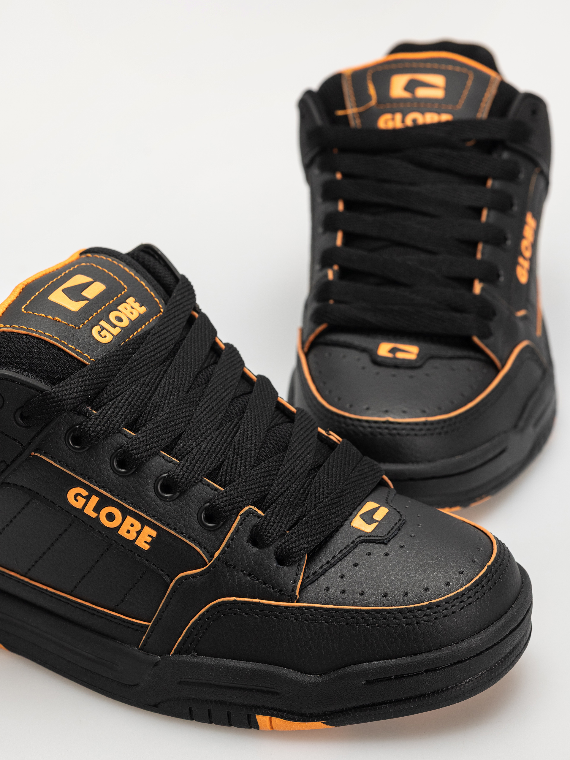 Globe Shoes Tilt (black orange mosaic)