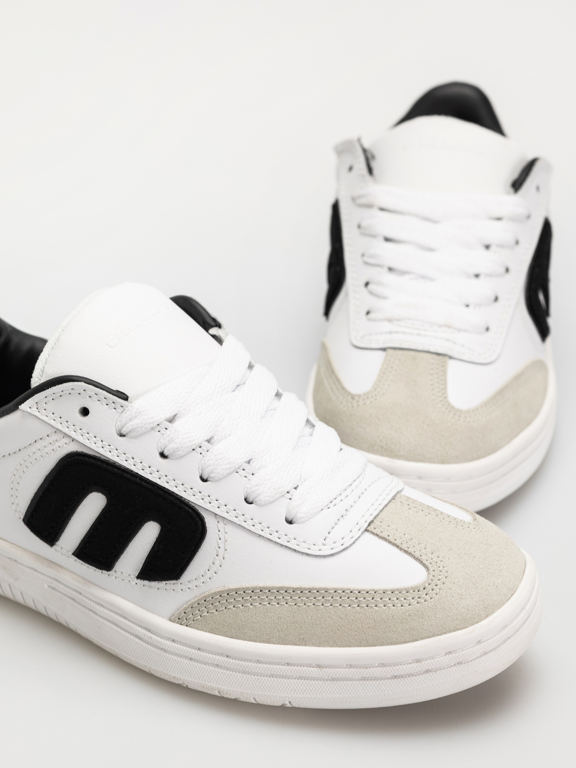 Etnies Shoes Locut (white/black/white)
