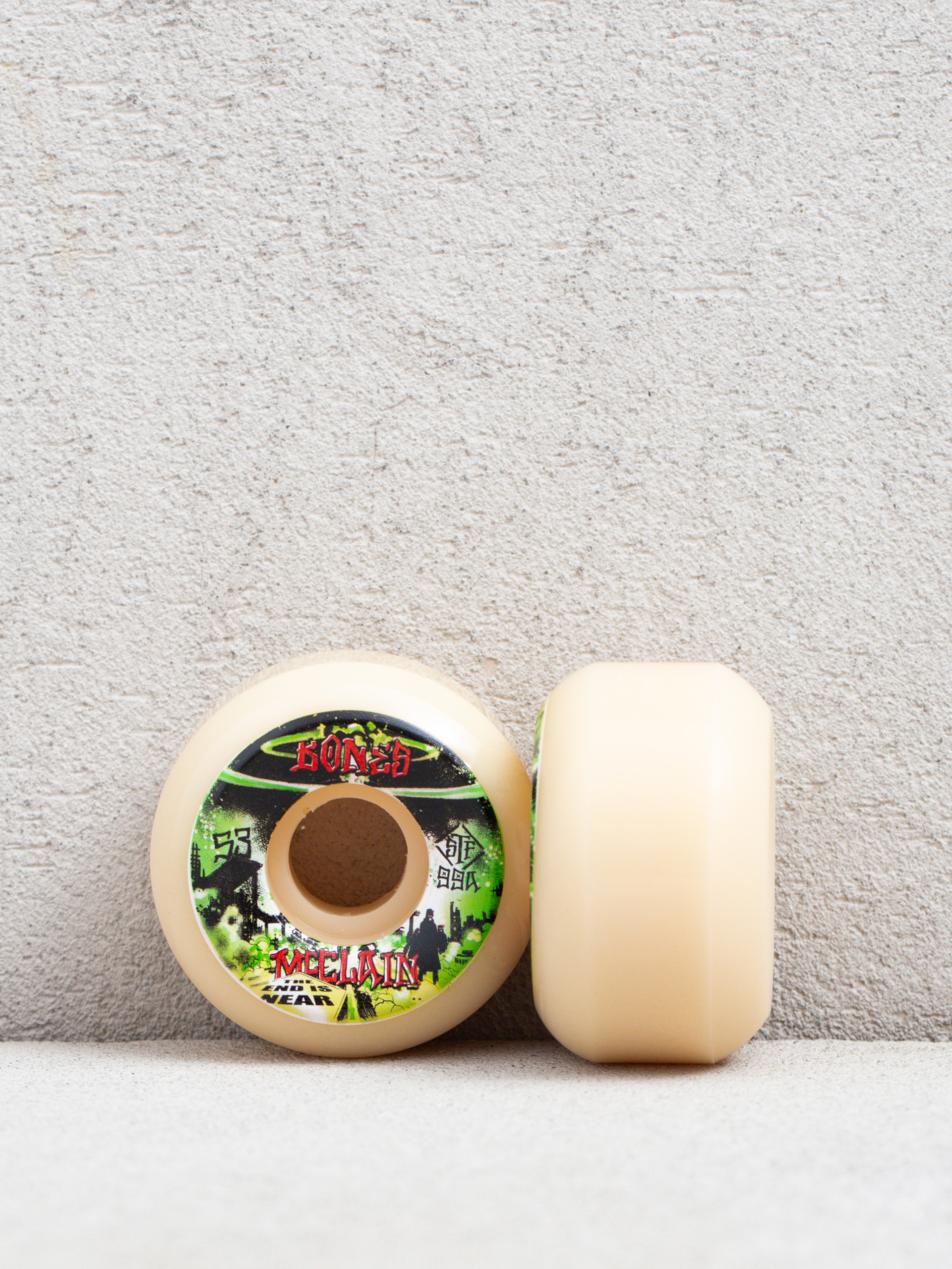 Bones Mcclain Apolcalypse V5 Sdecut Stf 99A Wheels (white/green)