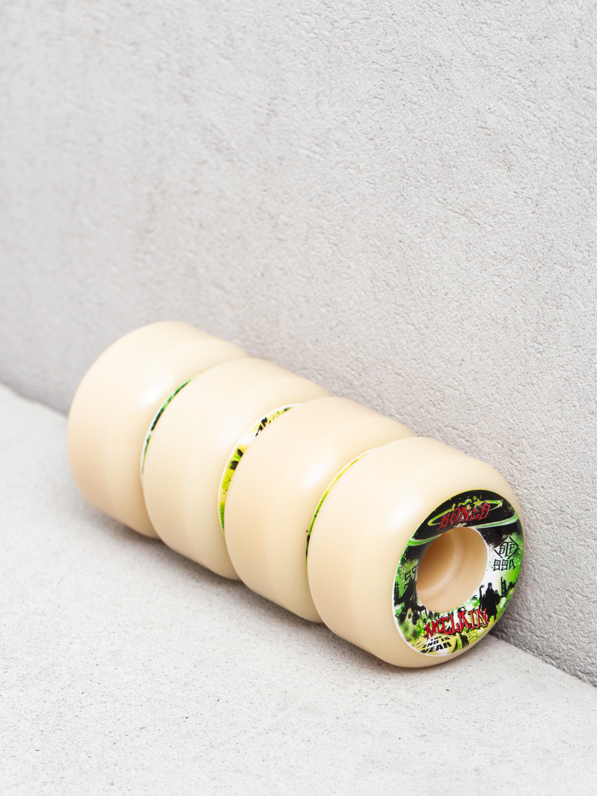 Bones Mcclain Apolcalypse V5 Sdecut Stf 99A Rollen (white/green)