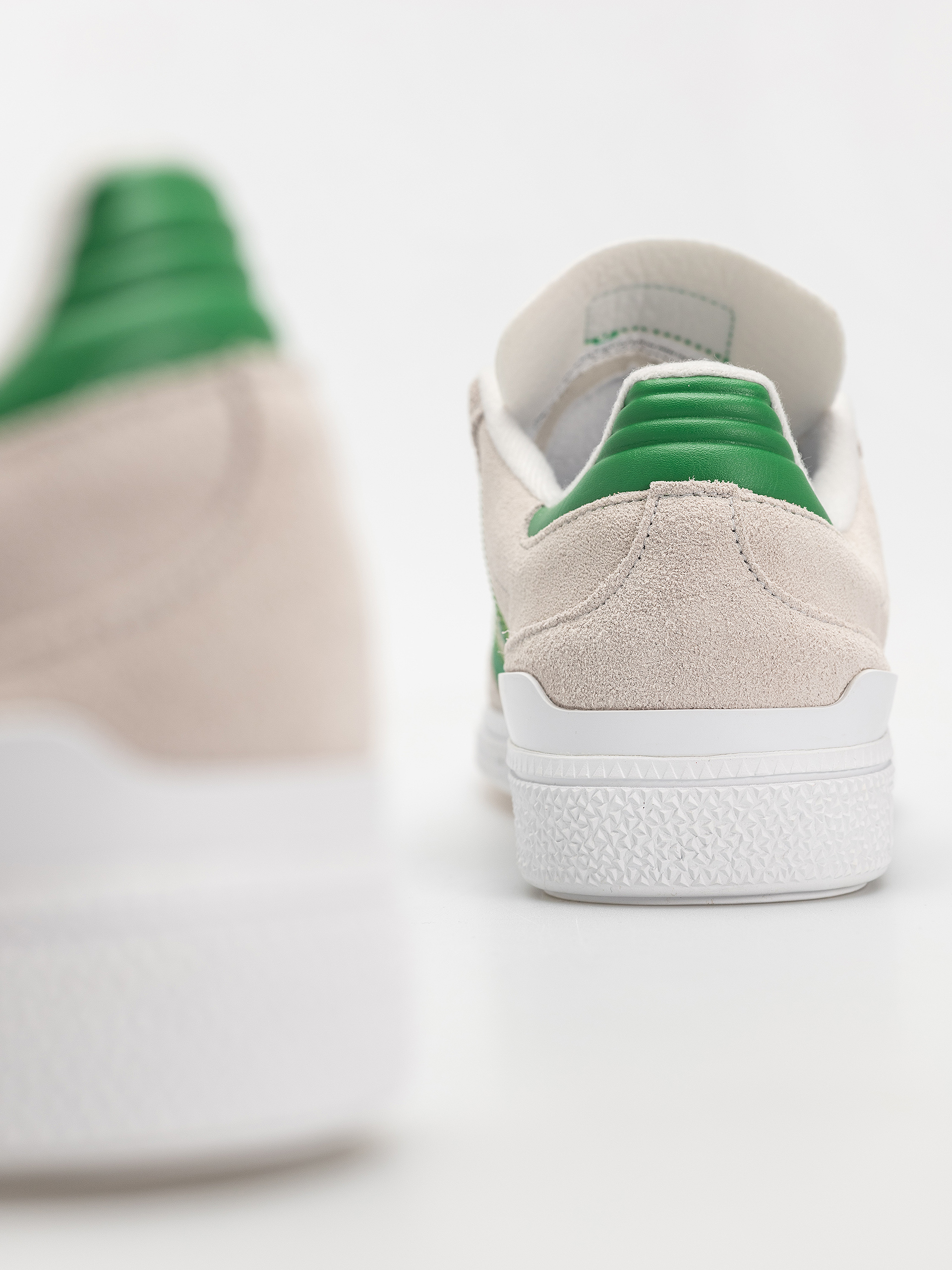 adidas Shoes Busenitz (crywht/crywht/goldmt)