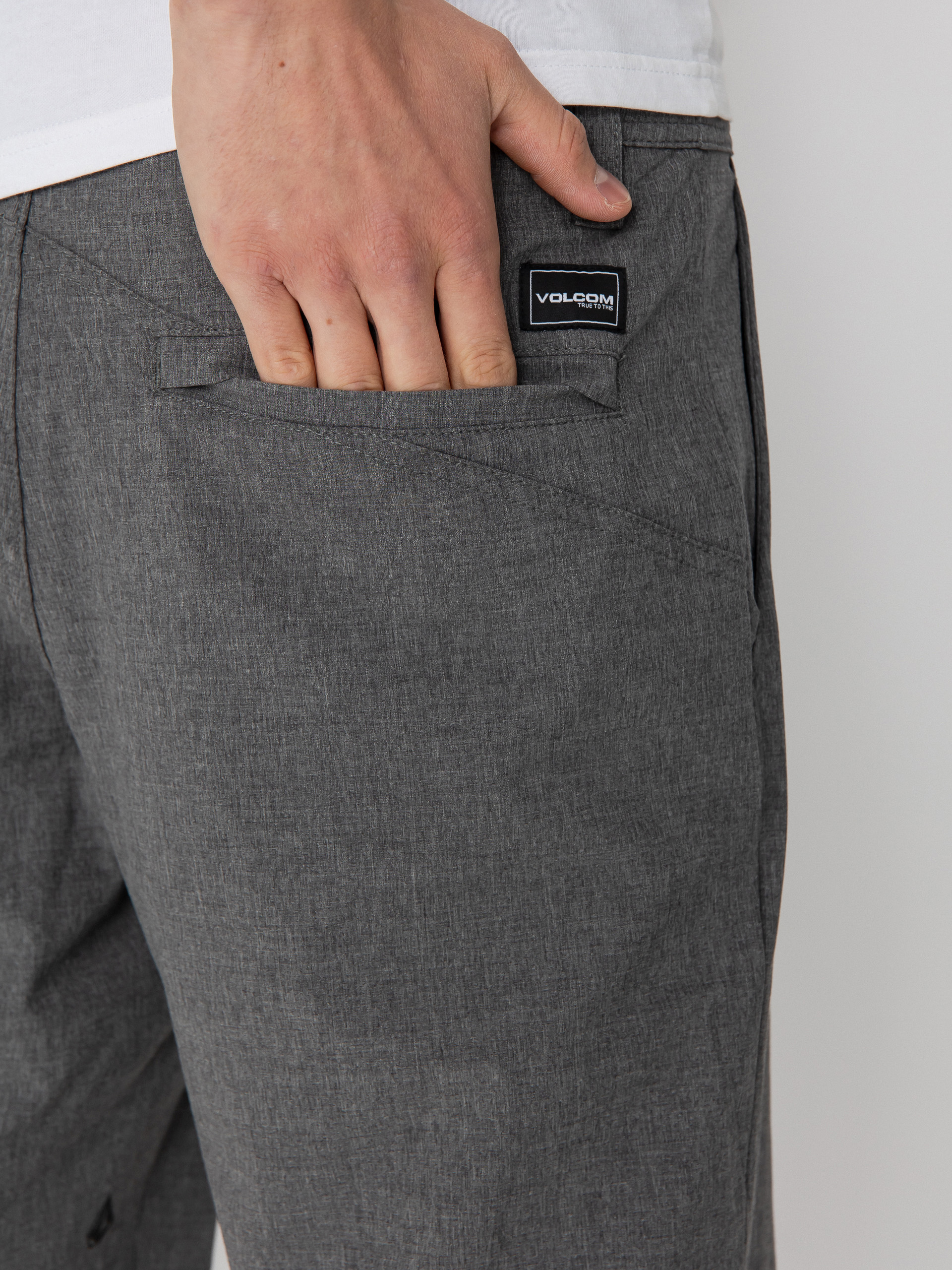 Volcom Frickin Cross Shred Static 20 Shorts (charcoal heather)