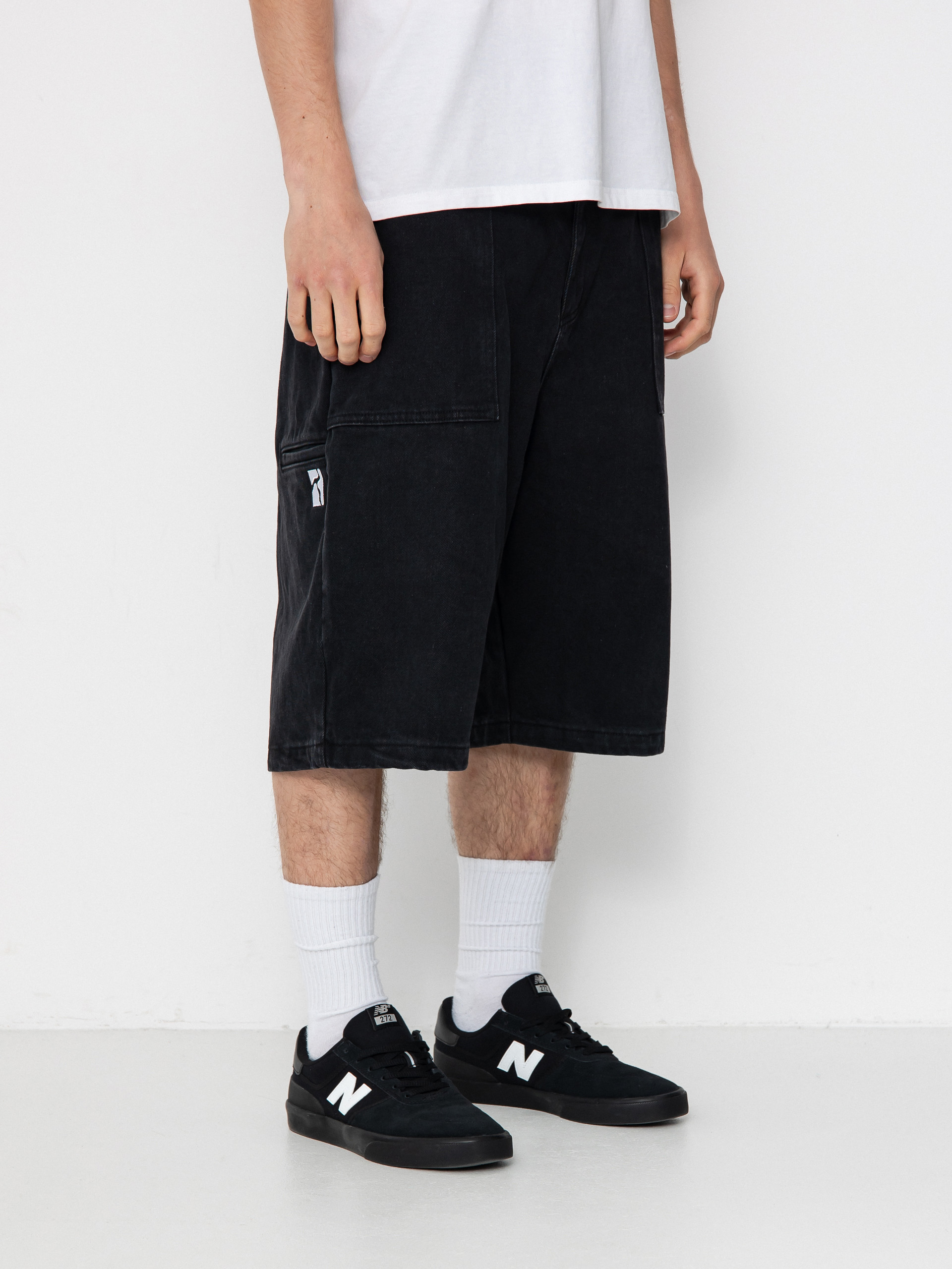 Poetic Collective Shorts Painter (black denim)