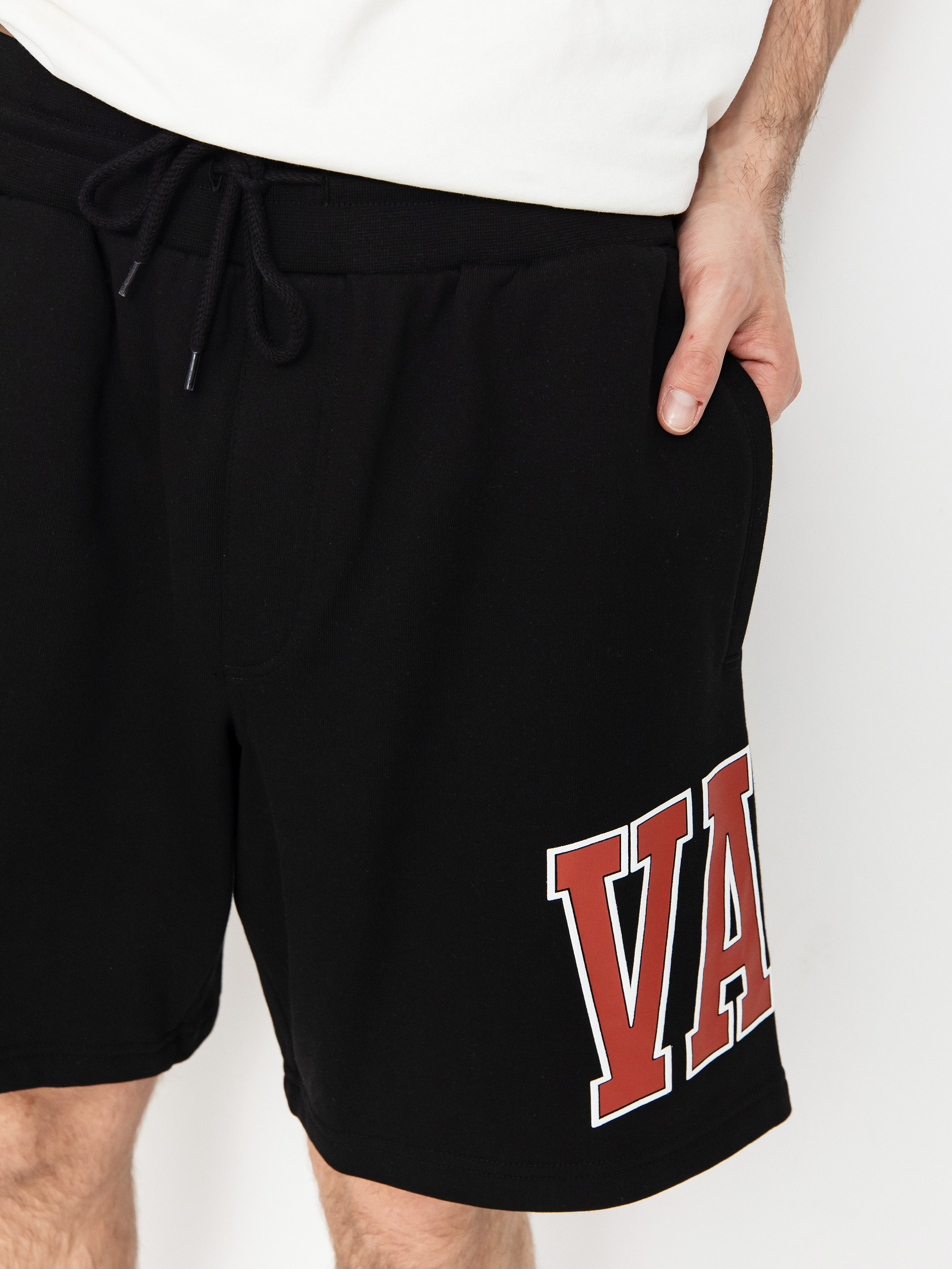 Vans Inter V Loose Fleece Shorts (black)