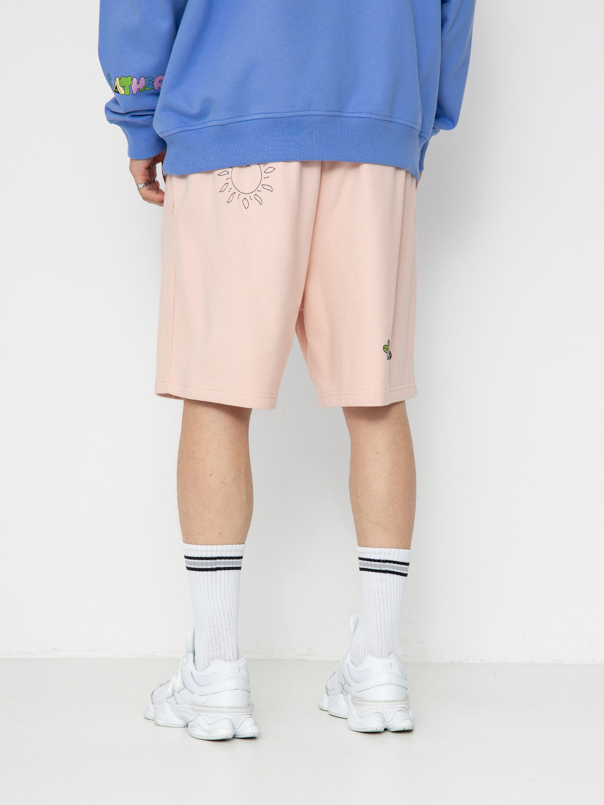 The North Face Mountain Cleanup Relaxed Shorts (pink moss)