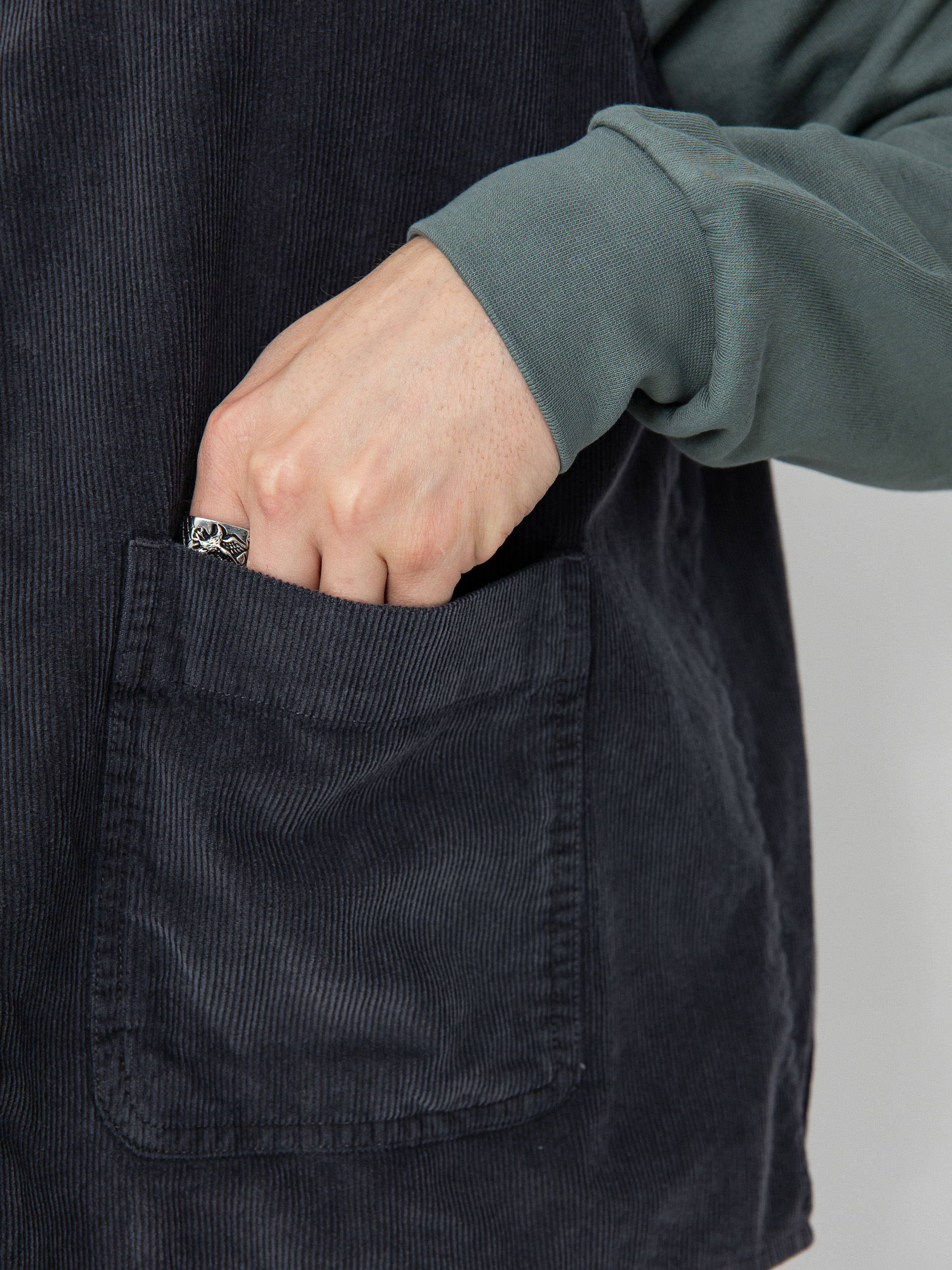 Santa Cruz Chill Vest (grey cord)