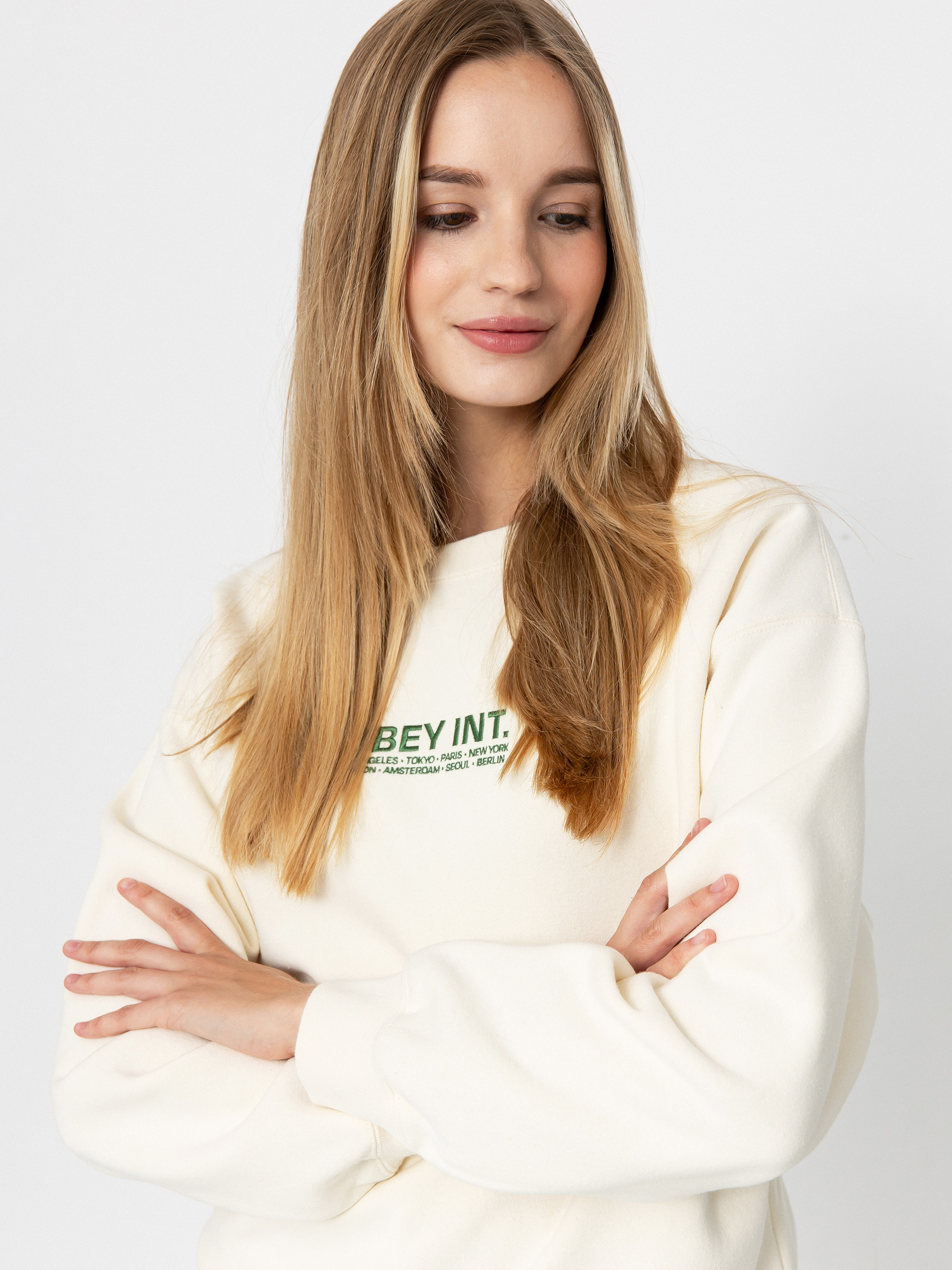 OBEY Int Crew Sweatshirt (unbleached)