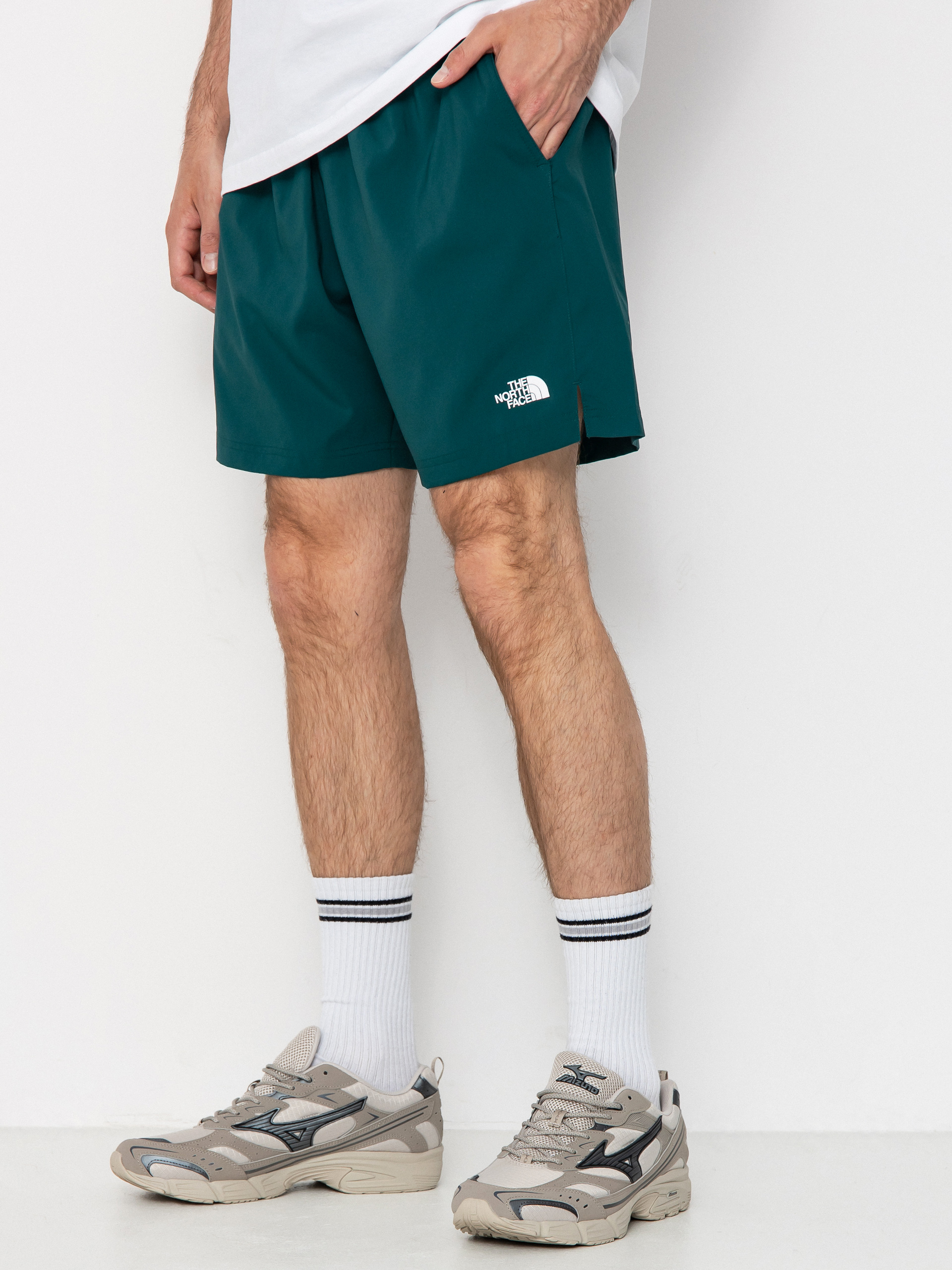 ★THE NORTH FACE★W'S EVERGREEN SHORTS★ THE NORTH FACE-W SUMMER LT SHORT 2.5IN ASTRO LIME/MISTY SAGE