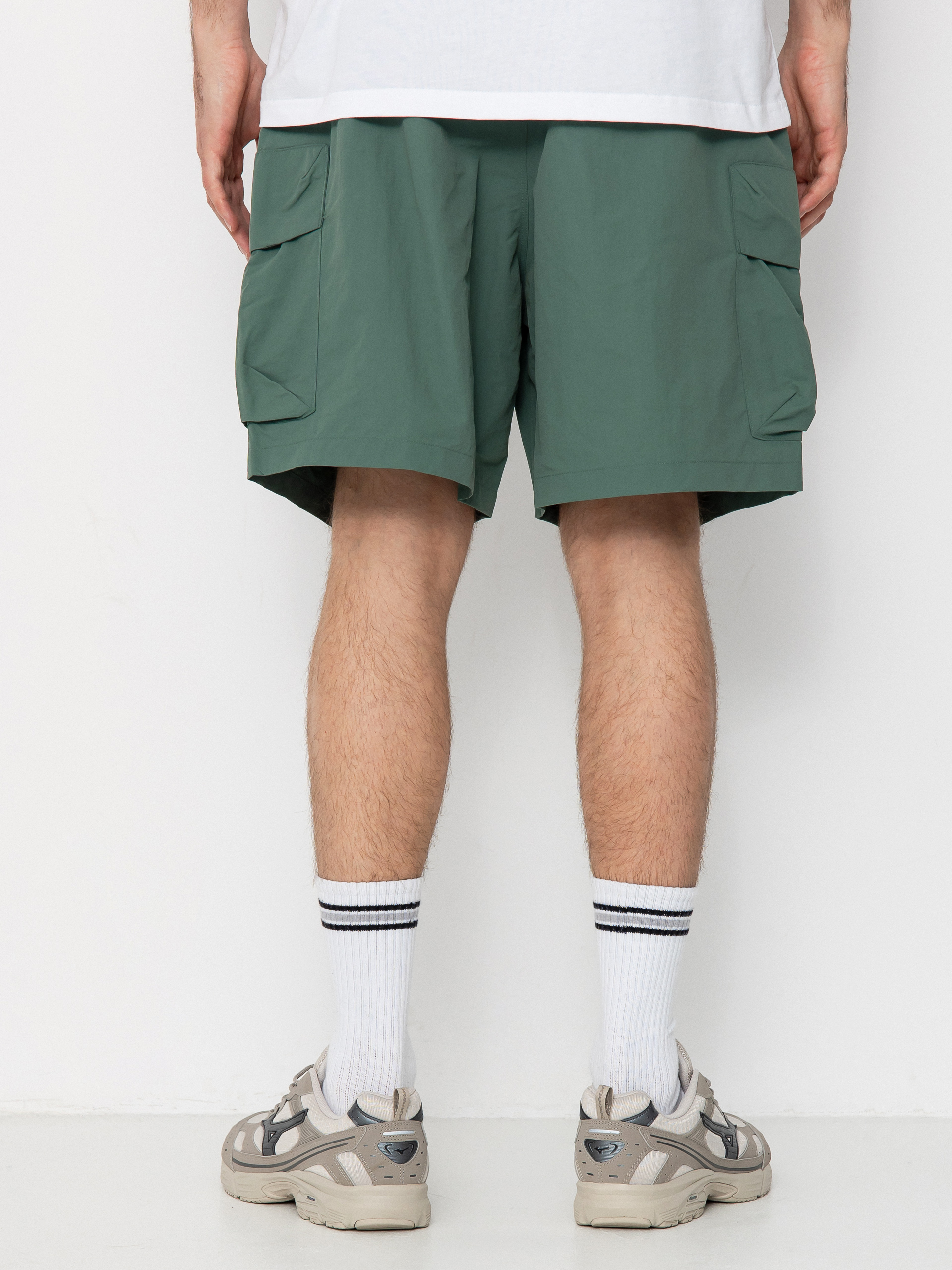 The North Face Cargo Pocket Shorts (duck green)