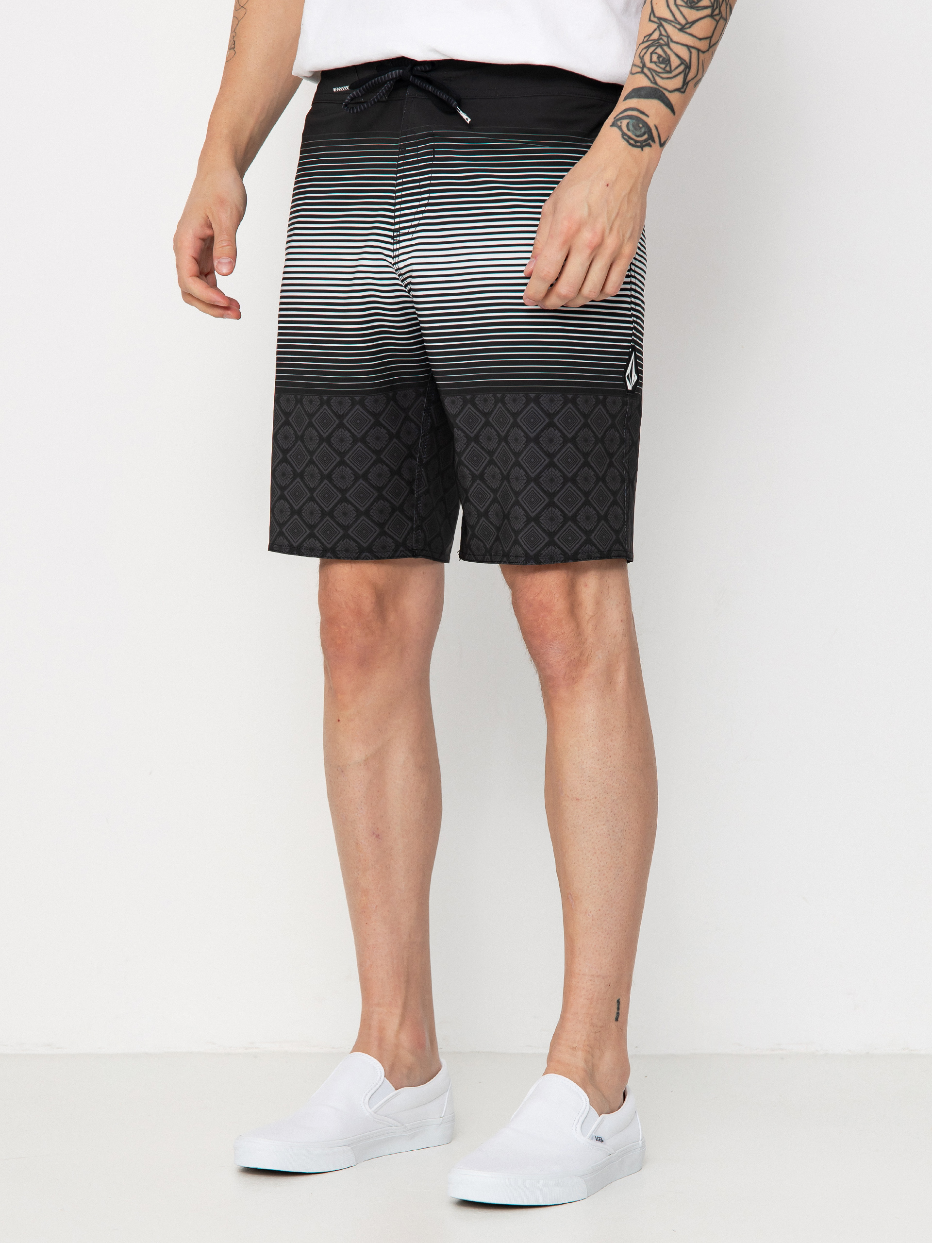 Volcom Lido Stripe Mod 20 Boardshorts (black)