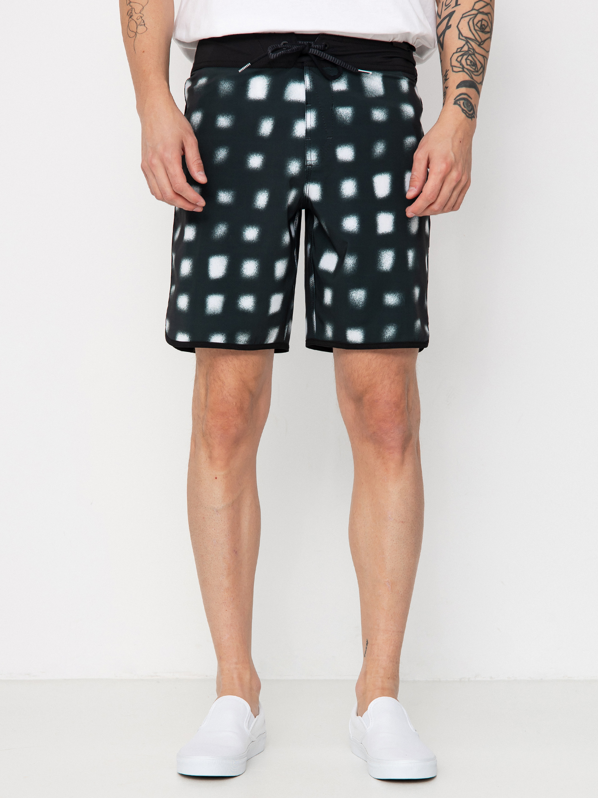 Quiksilver Surfsilk Scallop 18 Boardshorts - black (black naturama)