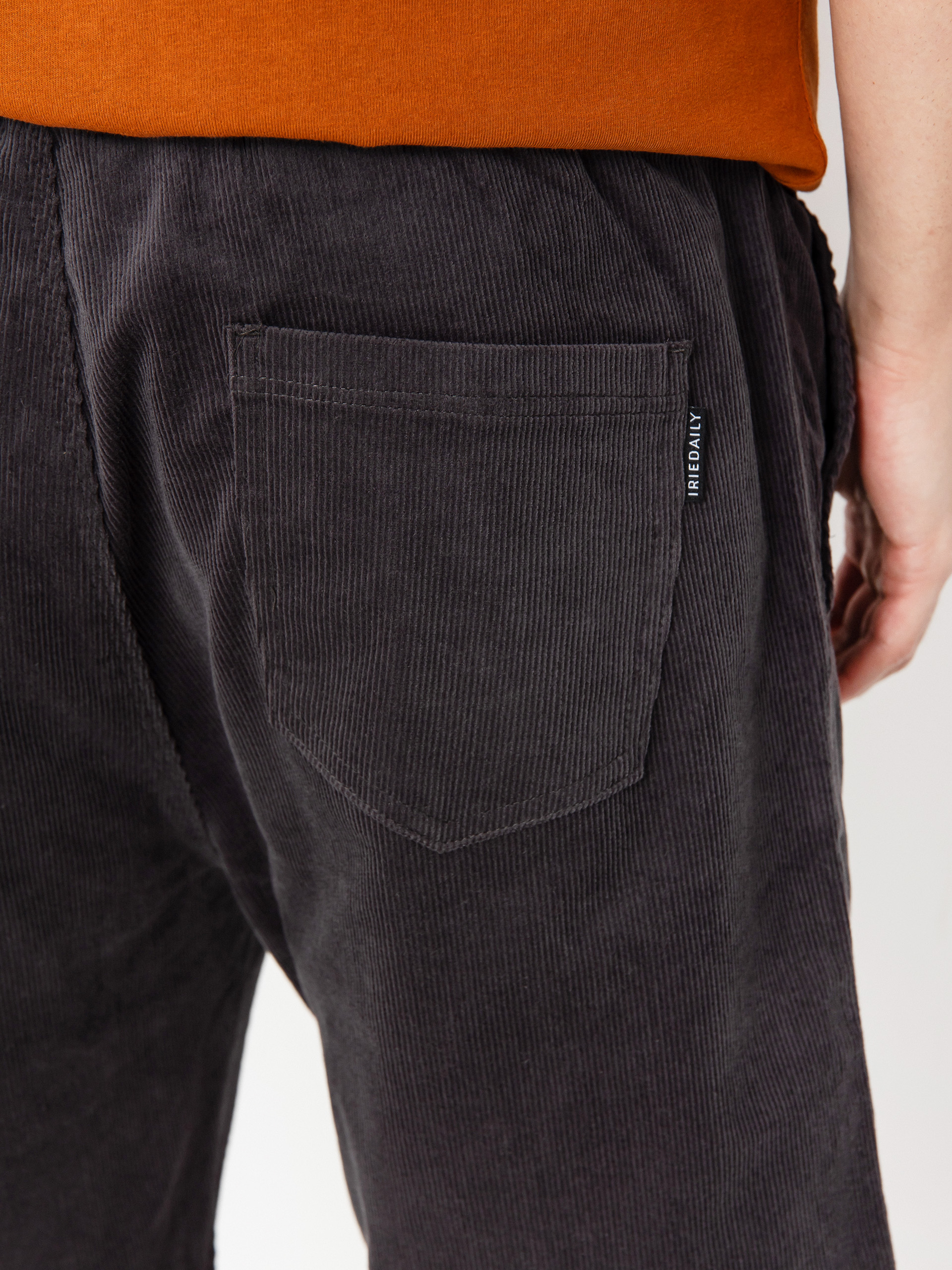 Iriedaily Corvin Shorts (anthracite)