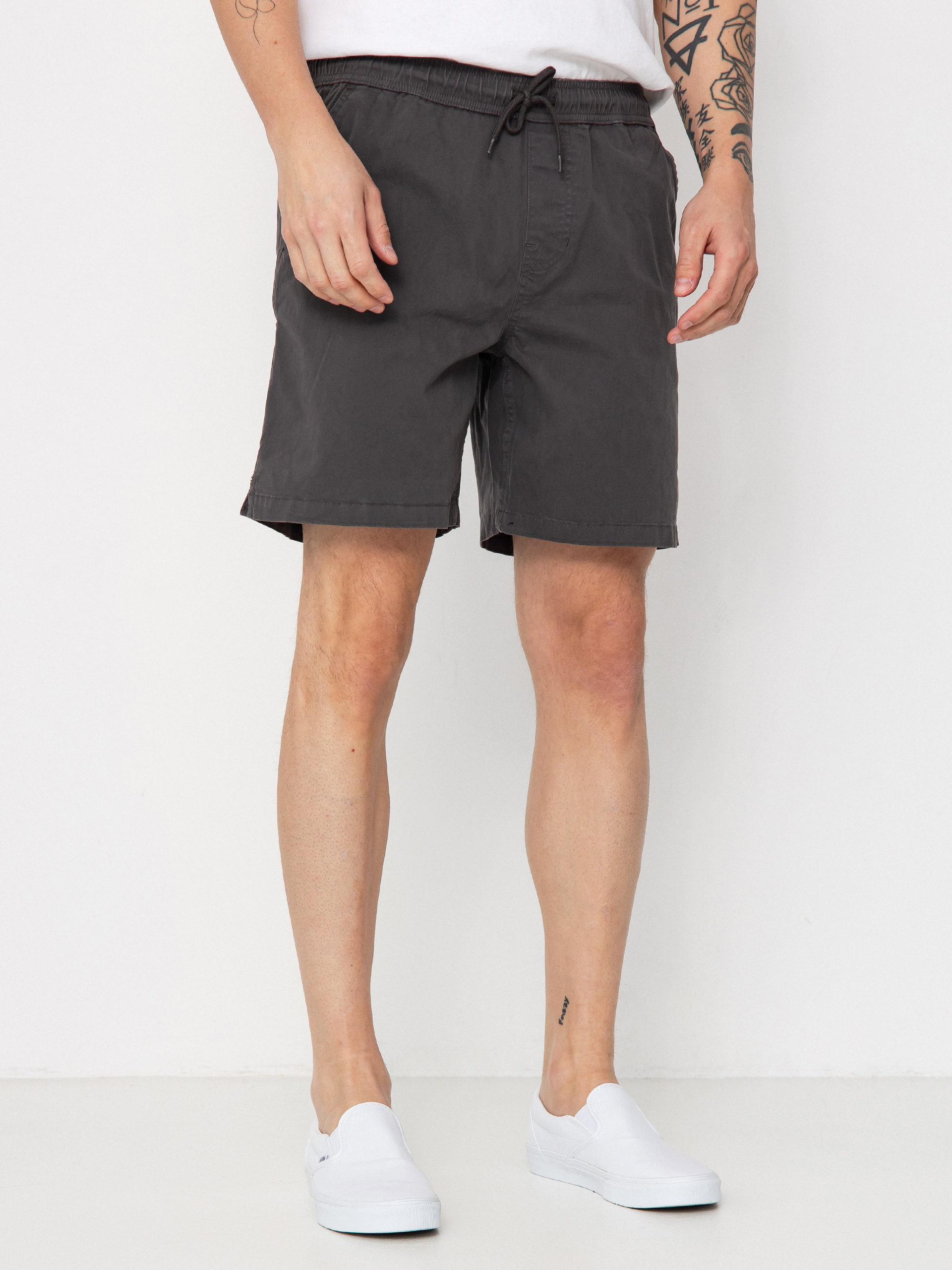 Brixton Everyday Vintage Wash Shorts (washed black)