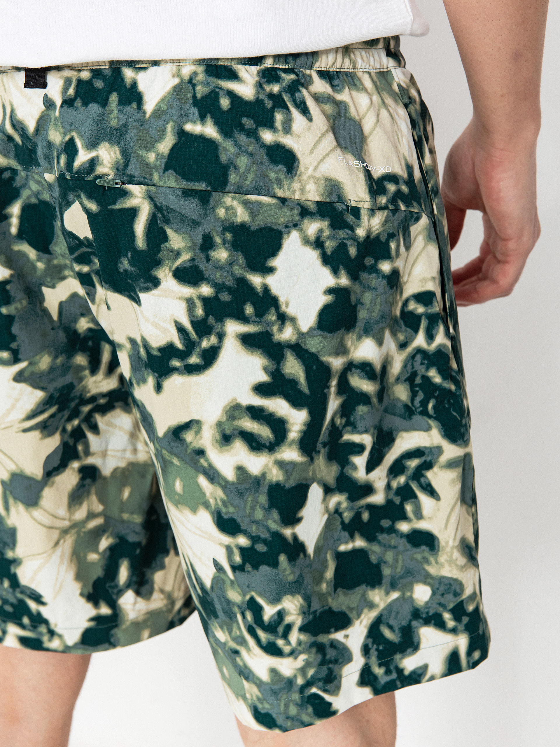 The North Face Class V Pathfinder Shorts (duck green/lux print)