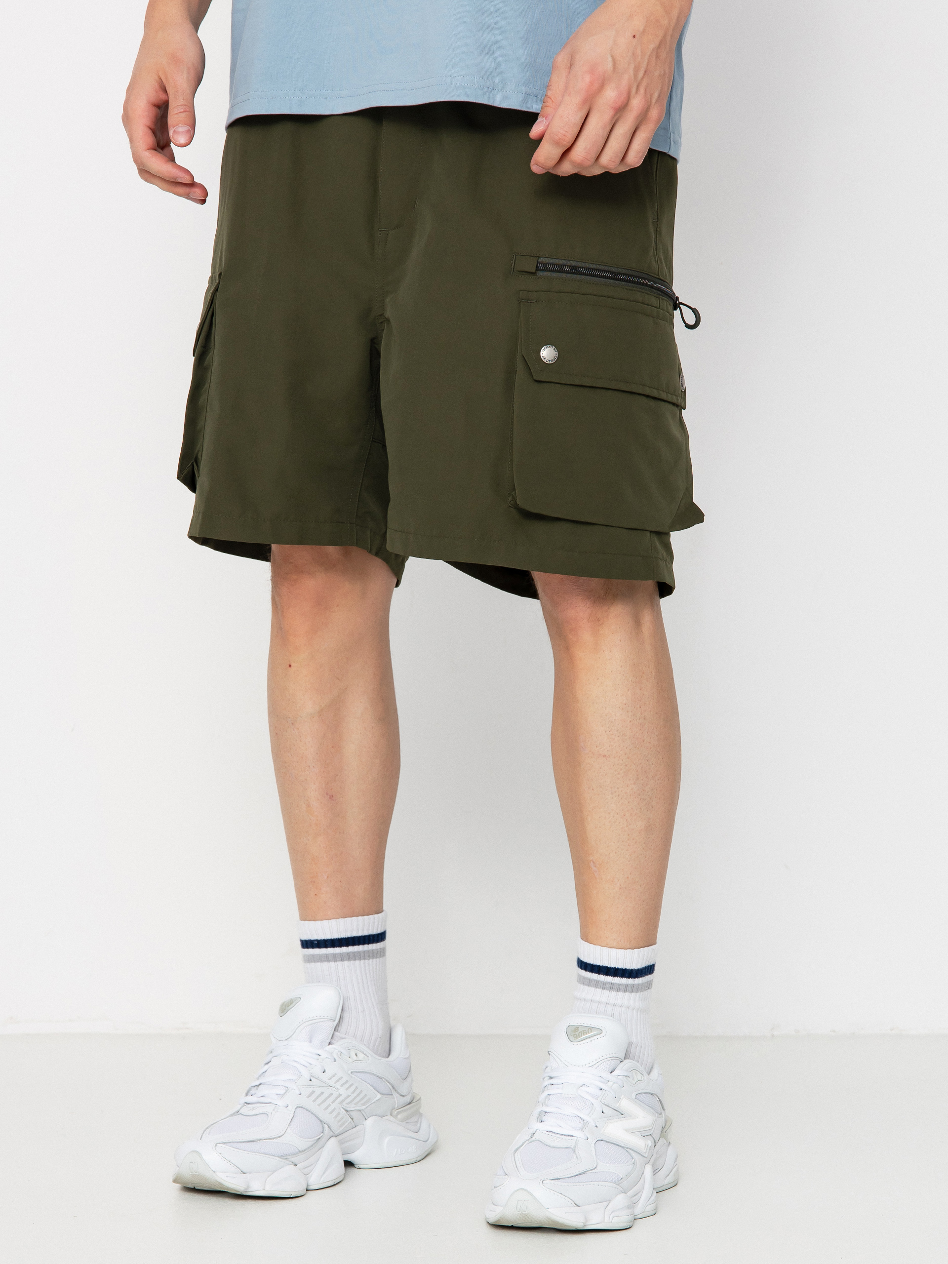Carhartt WIP Regular Cargo Shorts - green (dollar green)