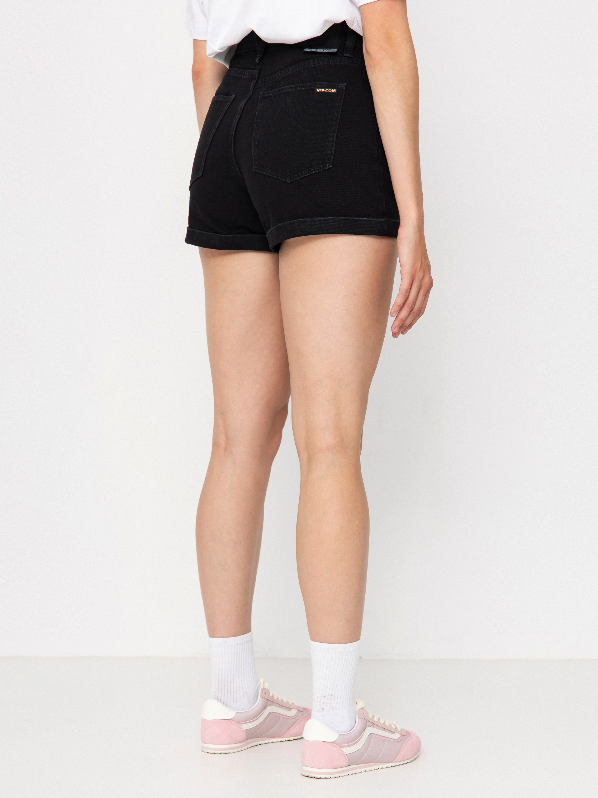Volcom Weellow Shorts Wmn (black)