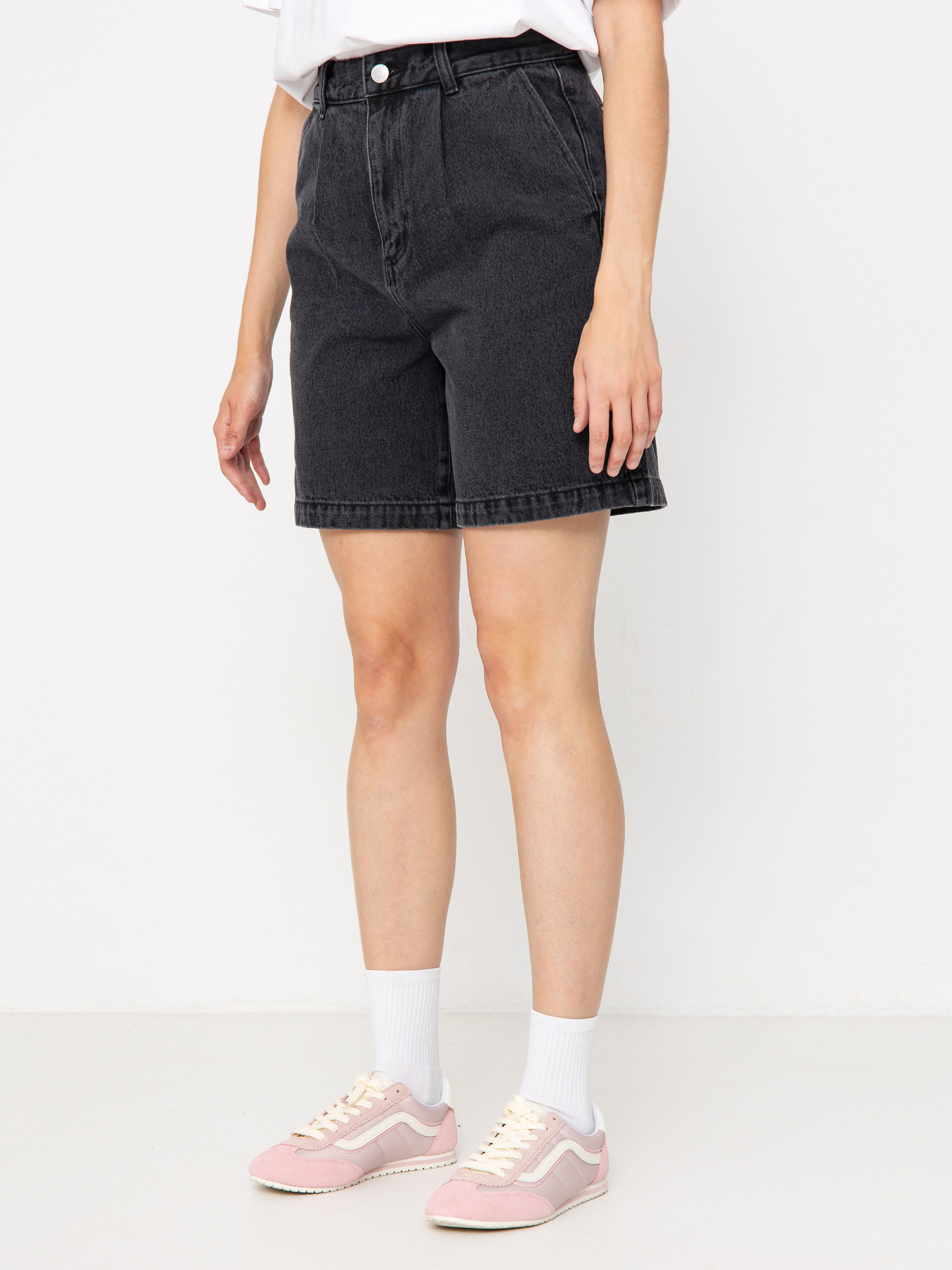 OBEY Eli II Denim Pleated Shorts Wmn (black ash)