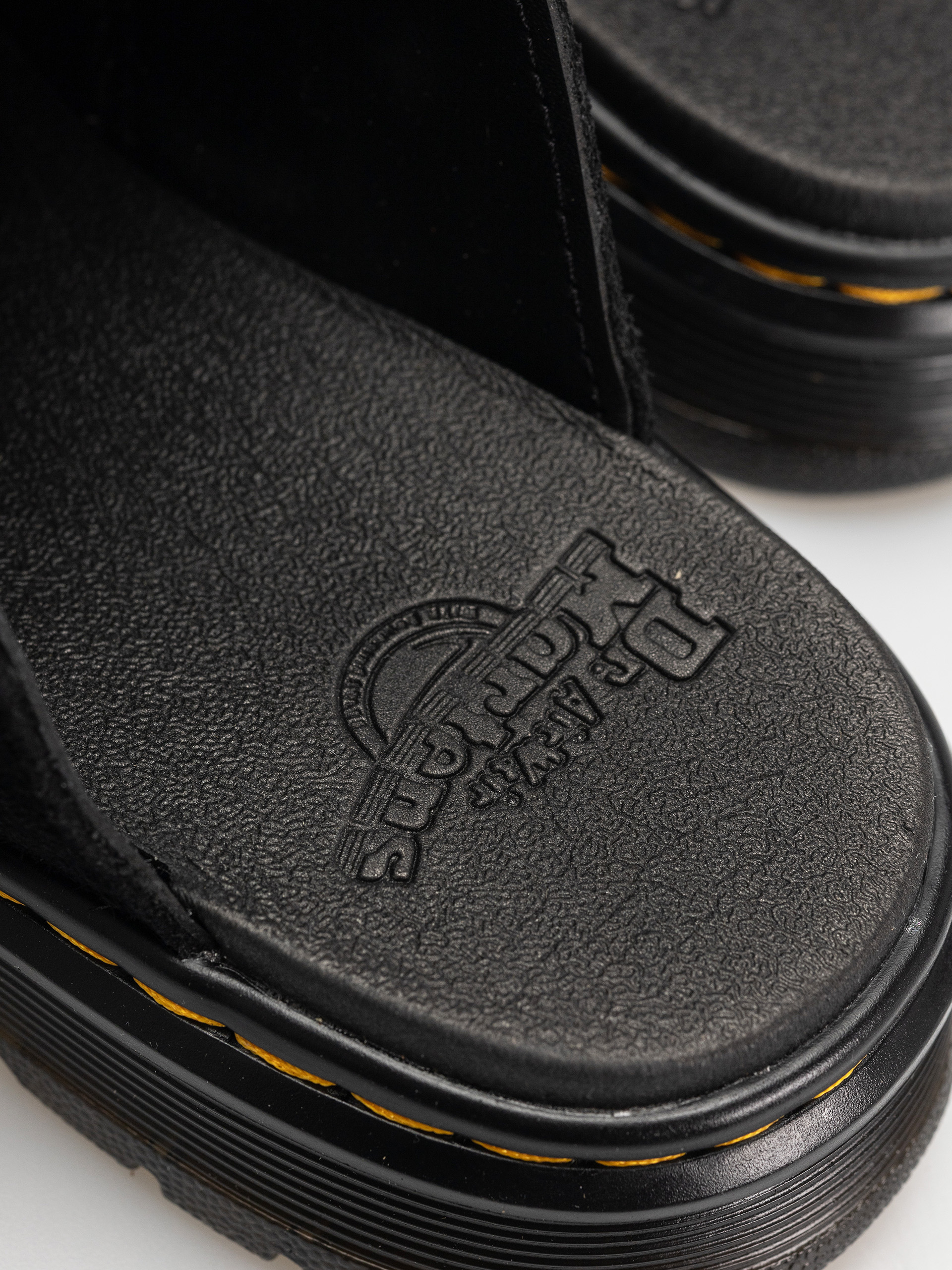 Dr. Martens Brookline Mule Shoes (black bronx suede)