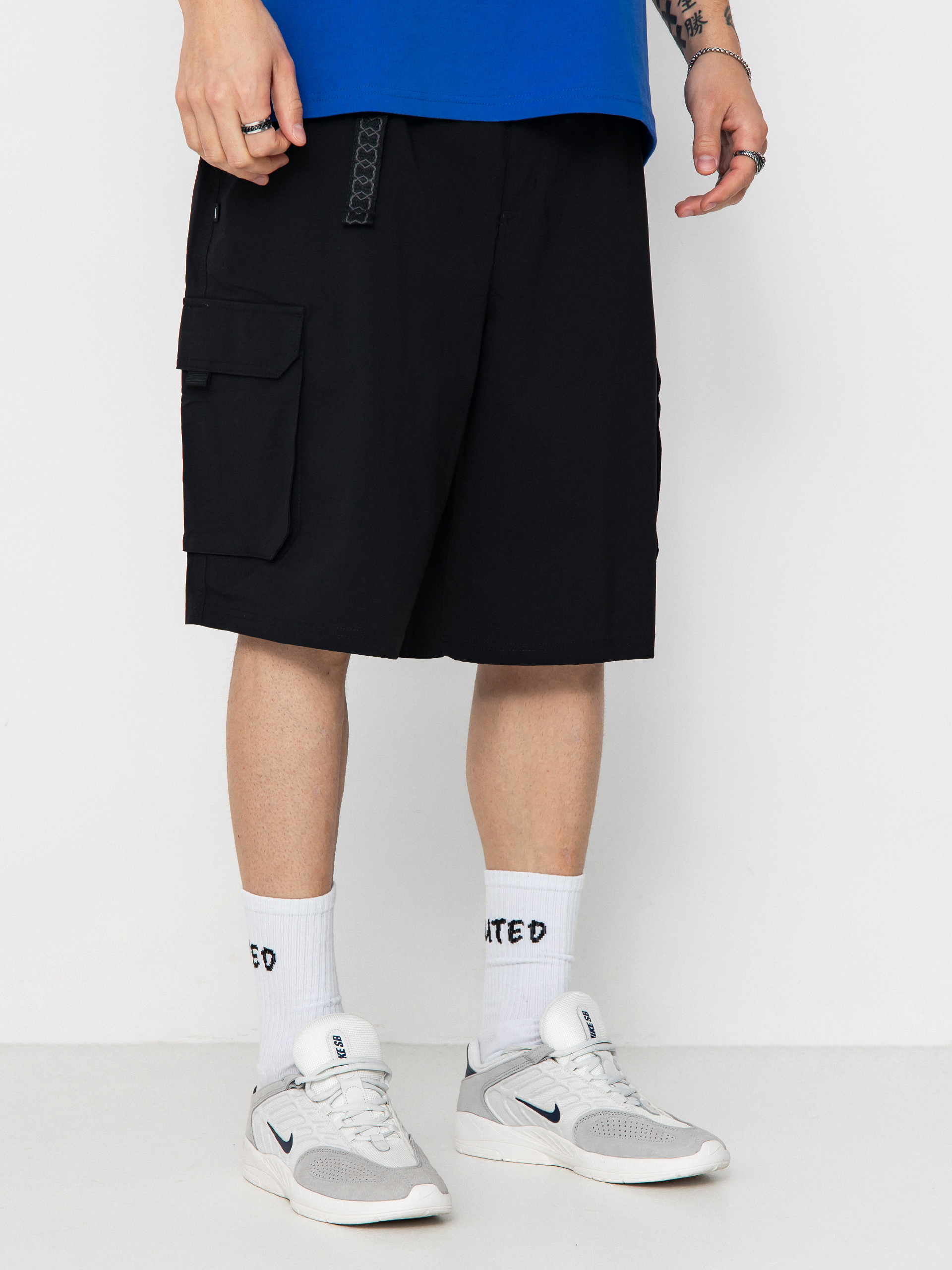 Nike SB Kearny Cargo Shorts (black/white)